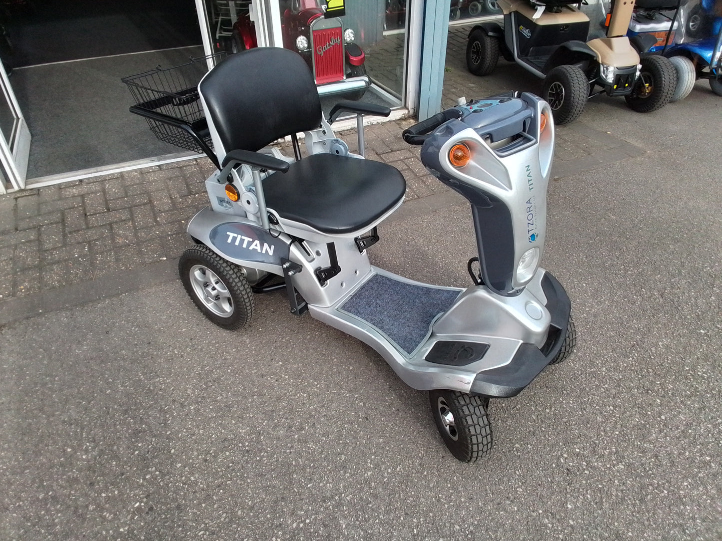 Drive Titan (Silver) - Eden Mobility