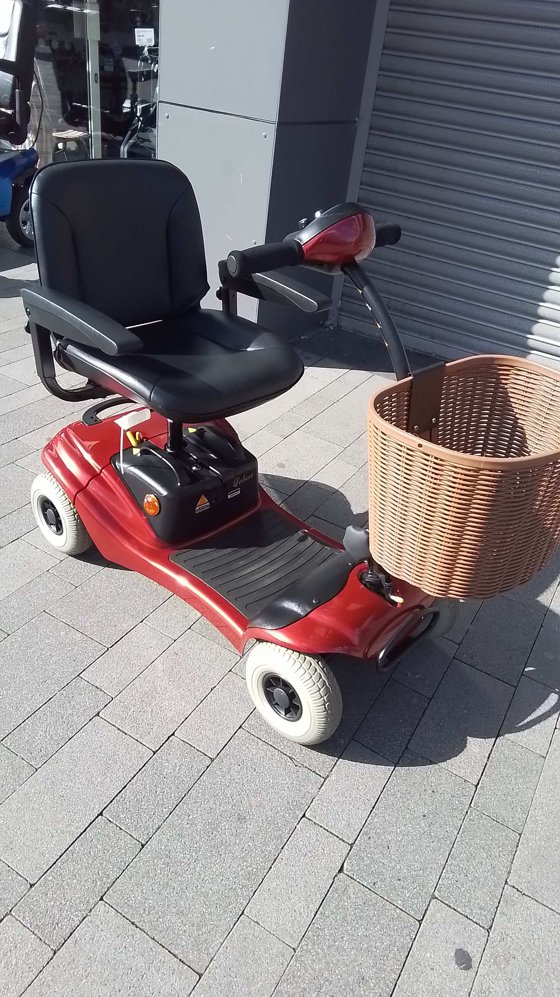 Roma Paris - Red | Bolton - Eden Mobility