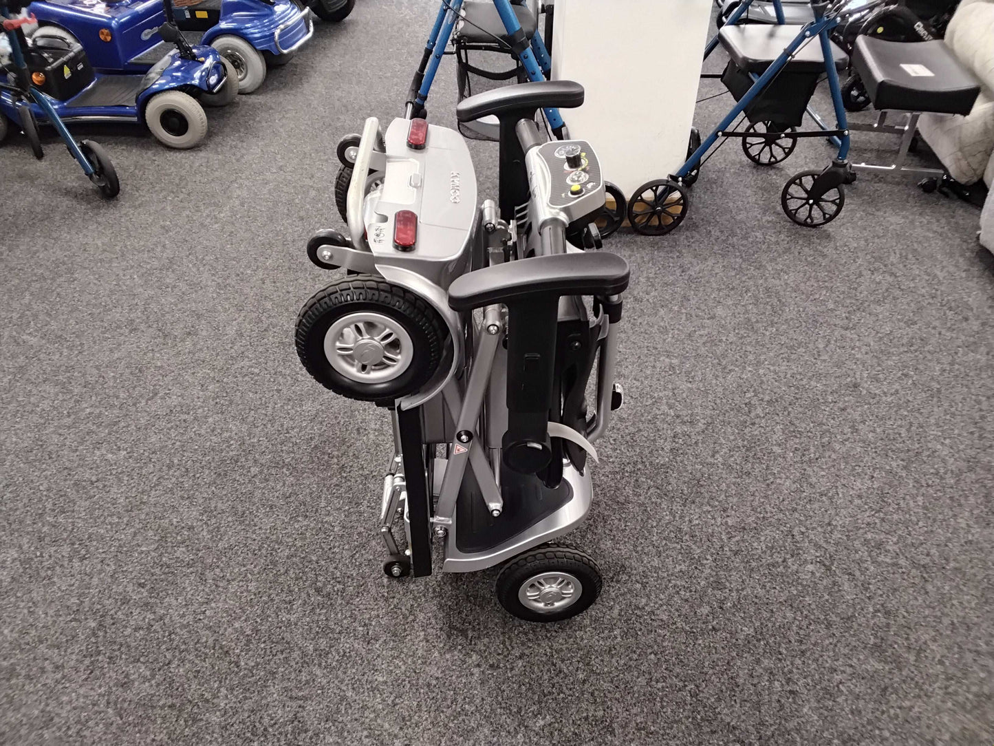 Kymco K Lite Silver Autofold