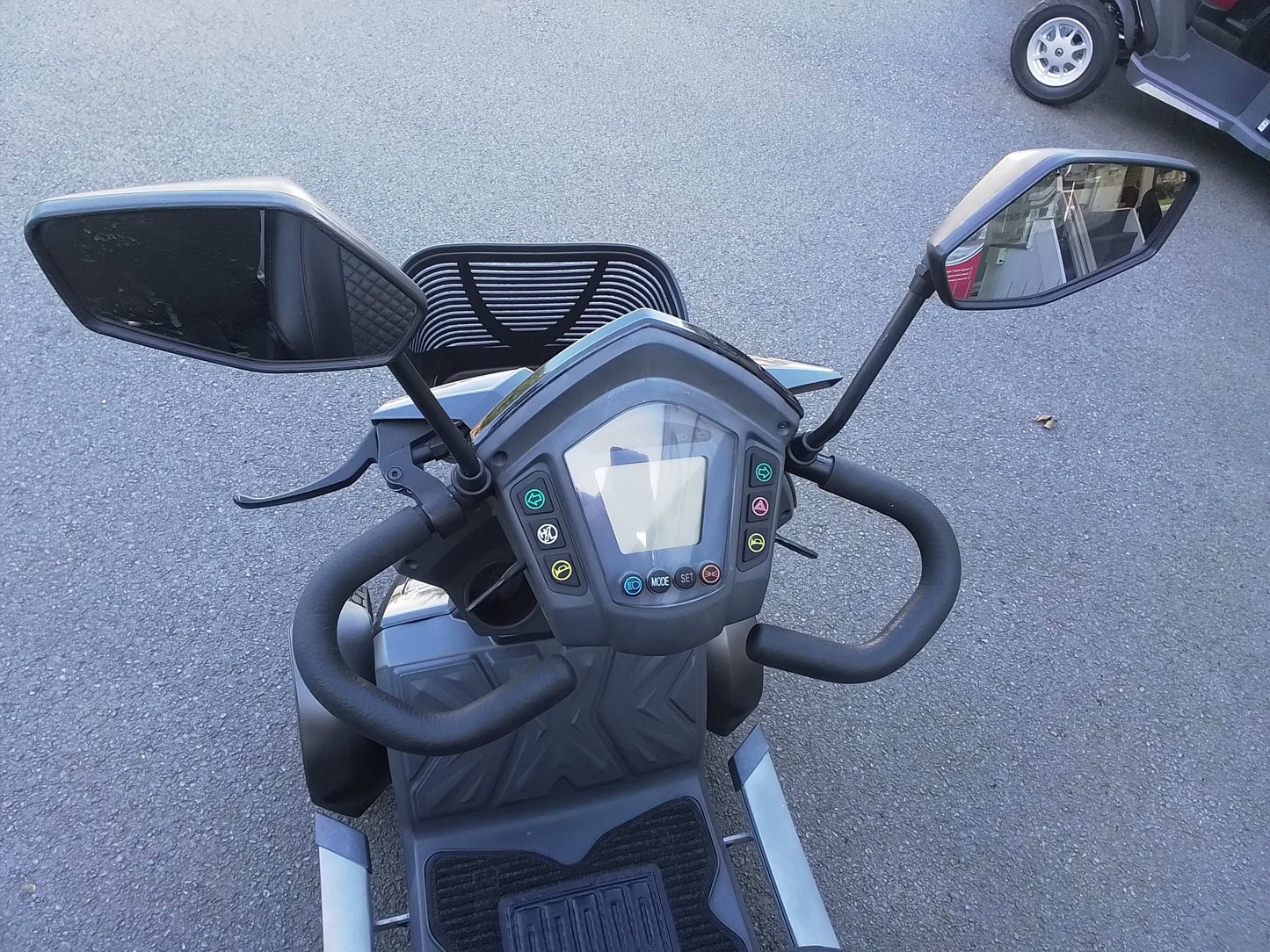 TGA Vista S - Black | Scunthorpe - Eden Mobility