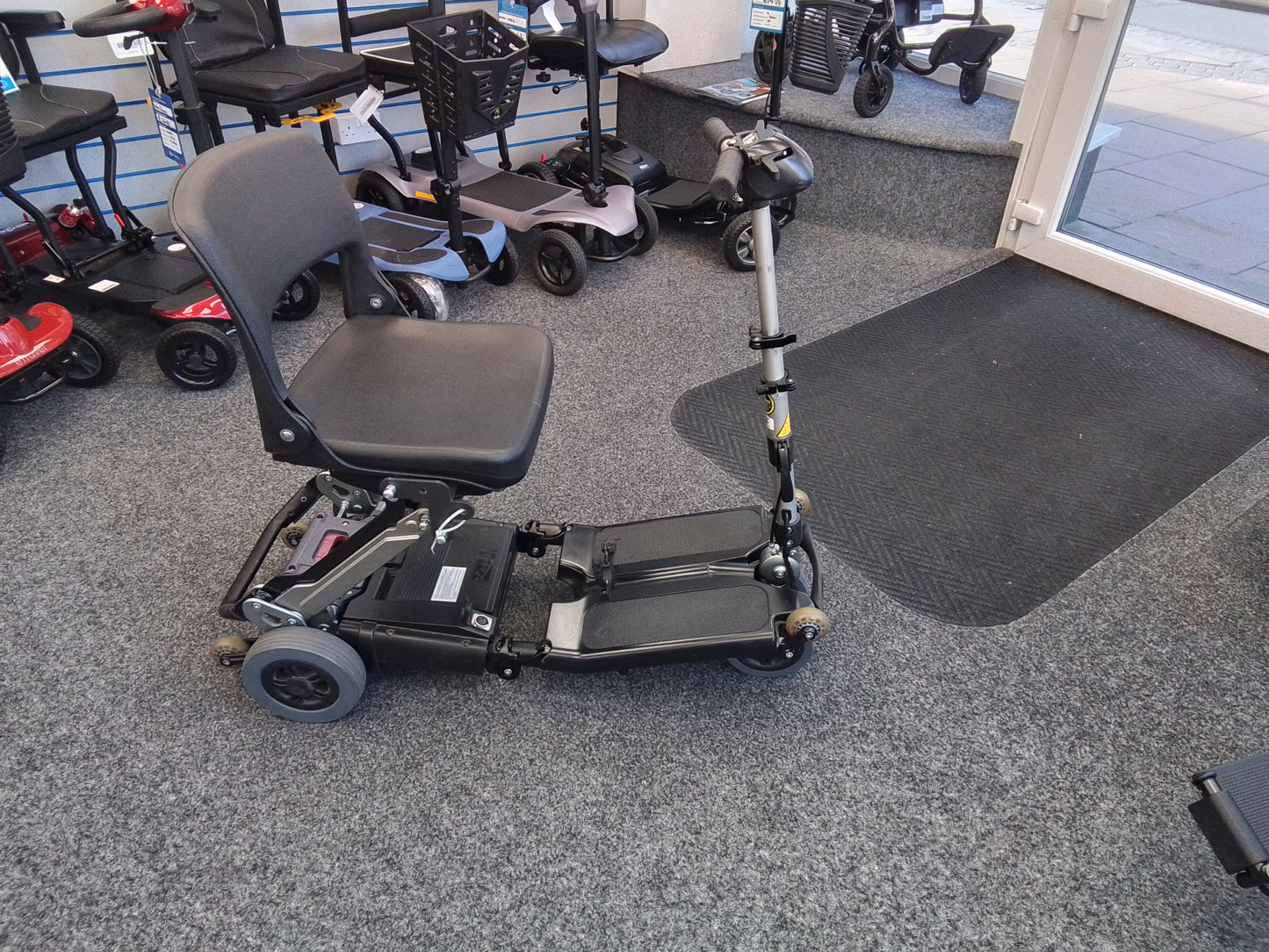 Luggie Fold - Black | Bridlington - Eden Mobility