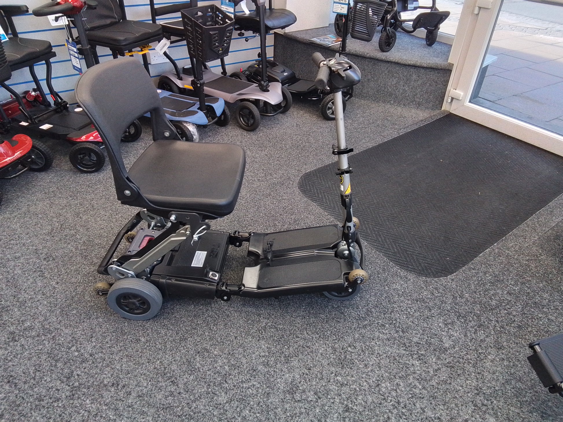 Luggie Fold - Black | Bridlington - Eden Mobility