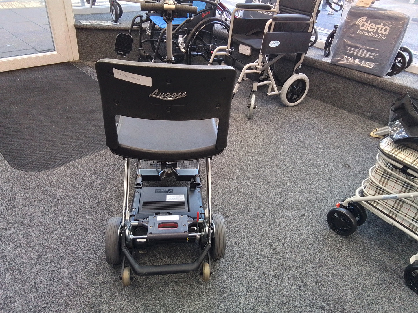 Luggie Fold - Black | Bridlington - Eden Mobility