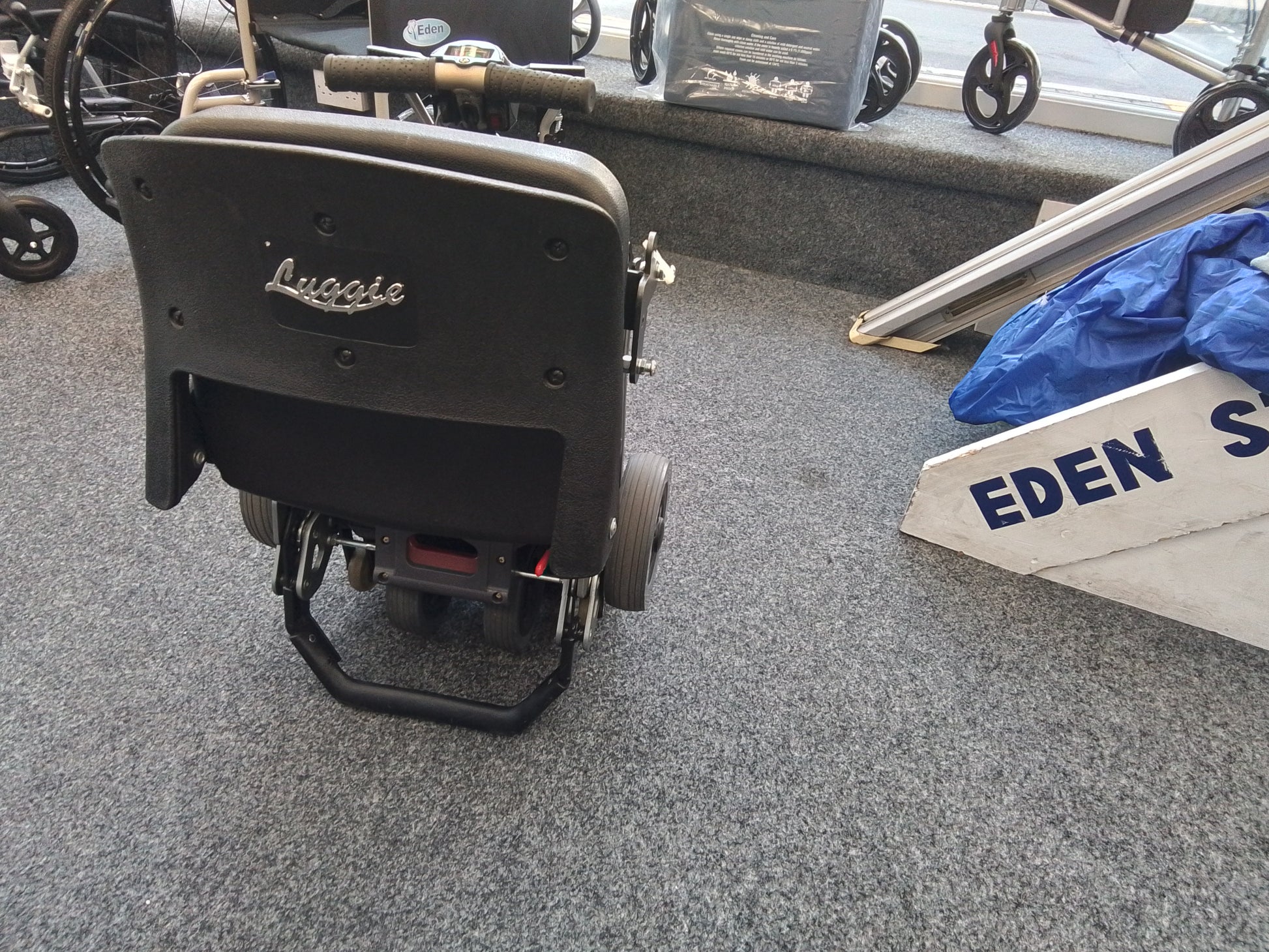 Luggie Fold - Black | Bridlington - Eden Mobility