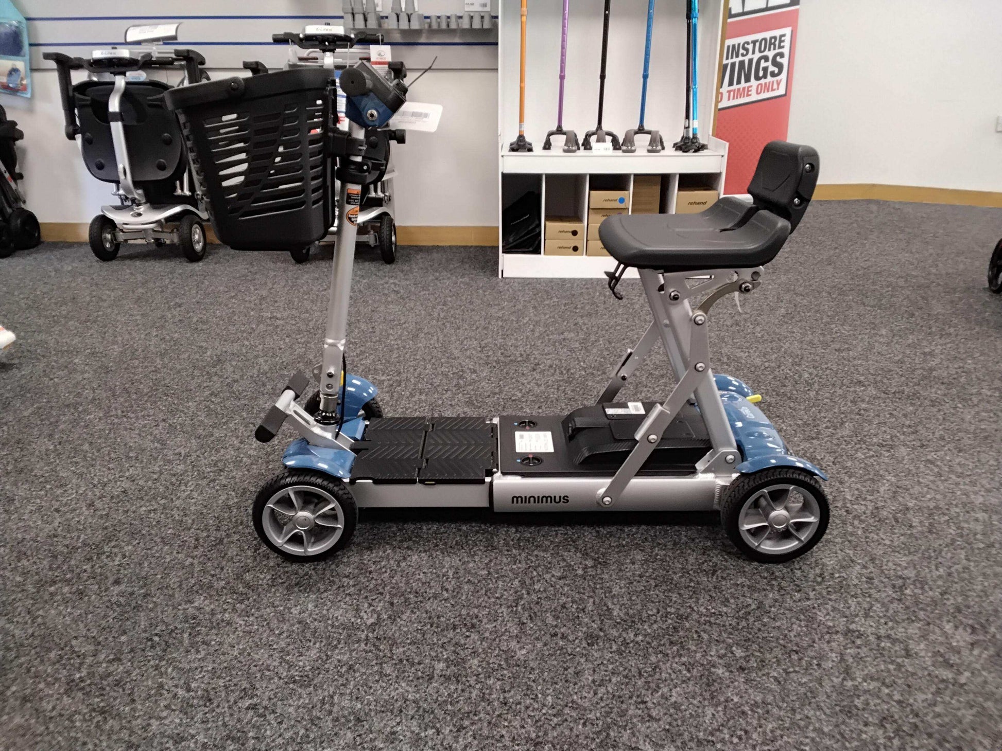 CareCo Minimus - Blue | Chesterfield