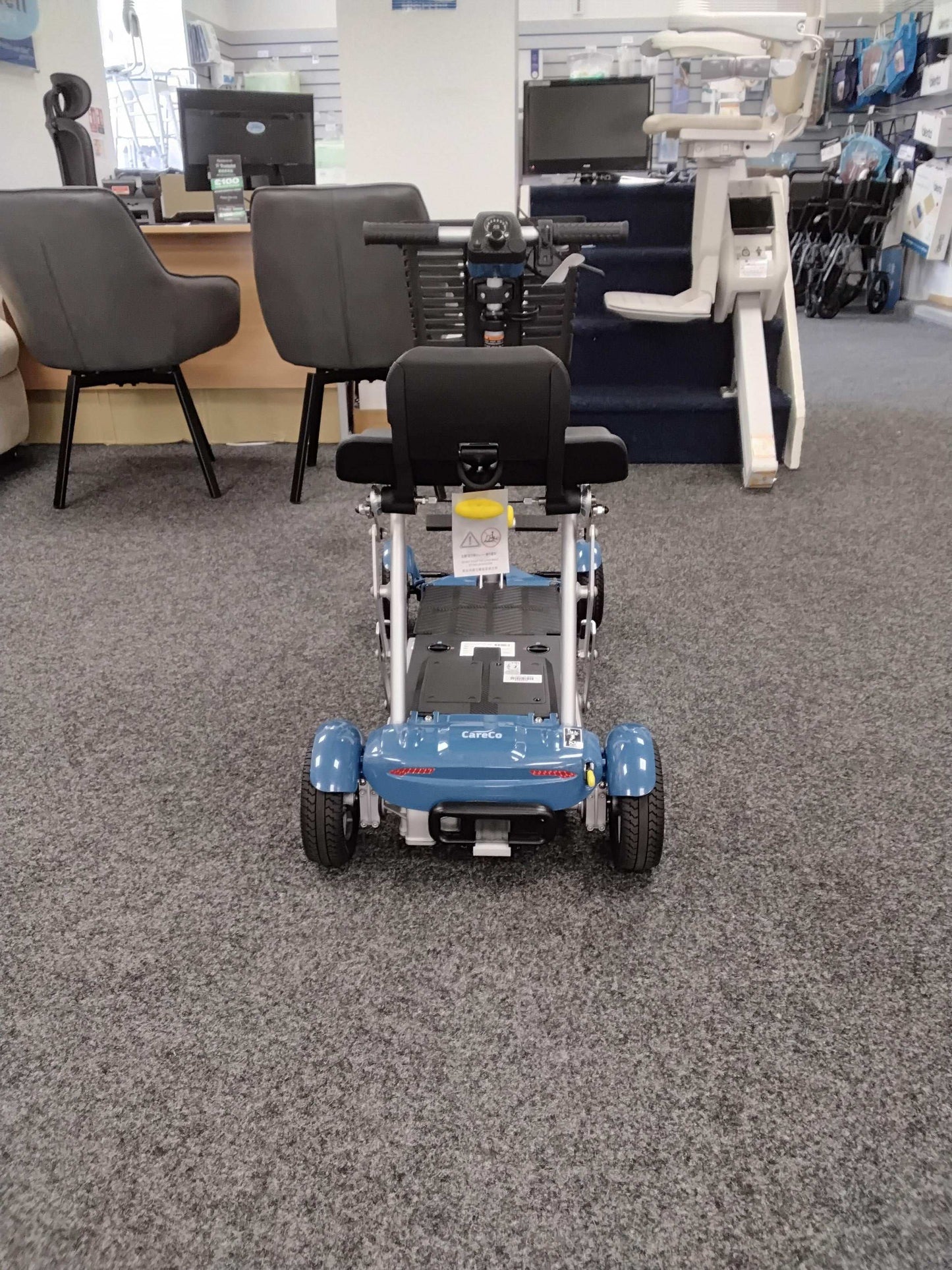 CareCo Minimus - Blue | Chesterfield