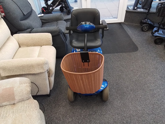 Front View Reconditioned Scooter North Point (Roma Paris)