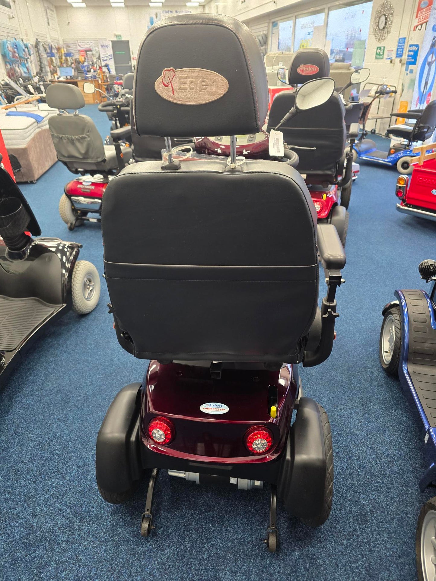 Vanos Roadmaster Plus (Red) - Eden Mobility