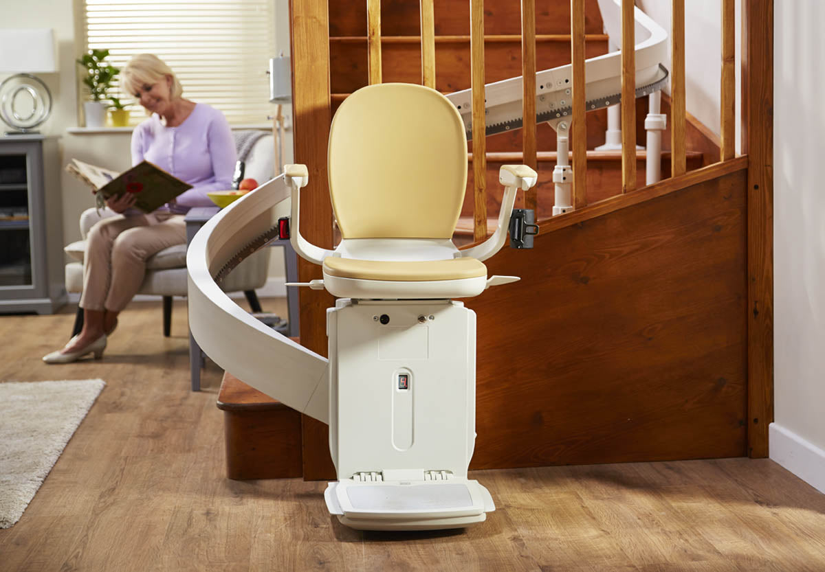 Eden Curvemaster Classic - Curved Stairlift - Eden Mobility