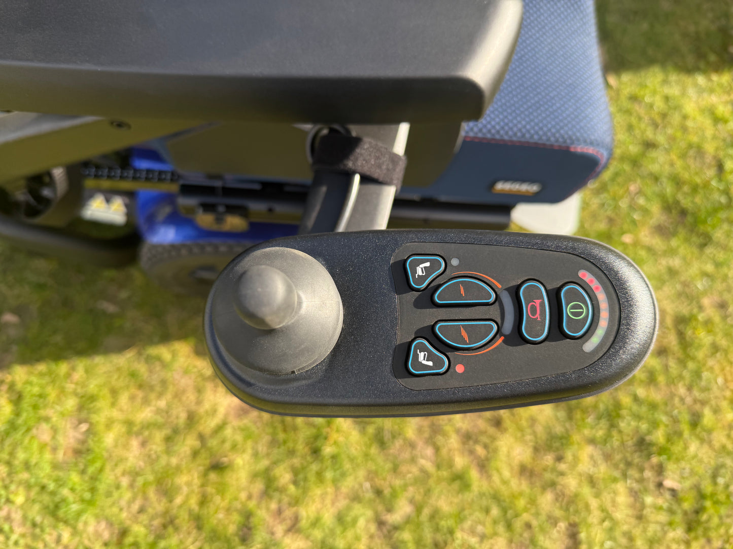 Quickie Q300M (The Eden Venus Edition) Electric Wheelchair - Eden Mobility