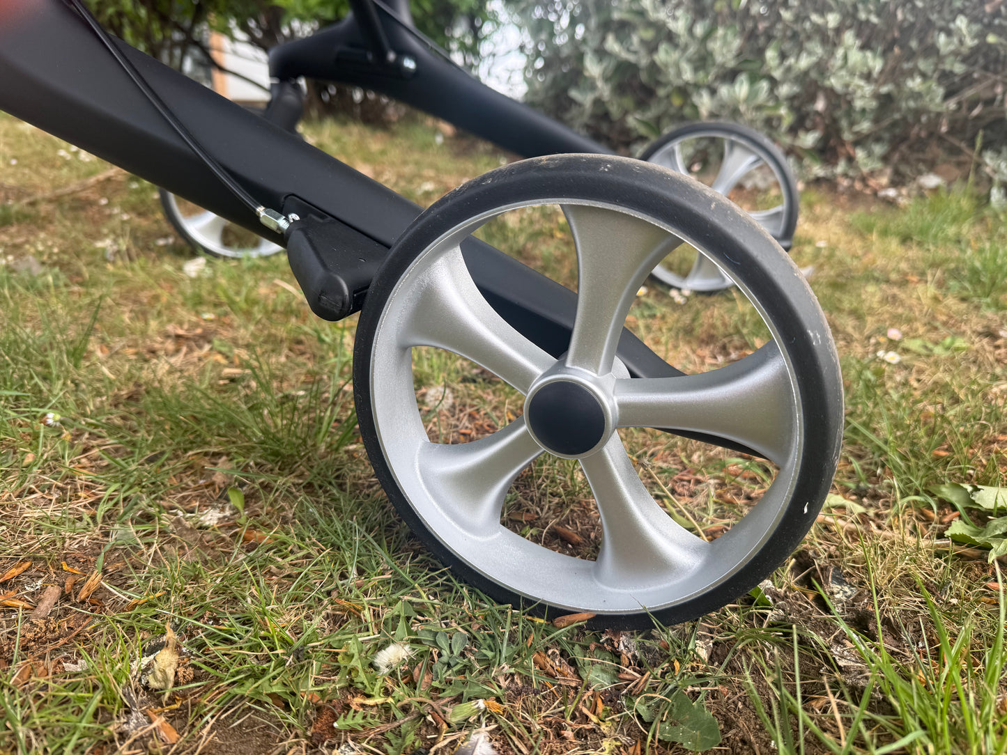 The Eden Carbon Fibre Rollator