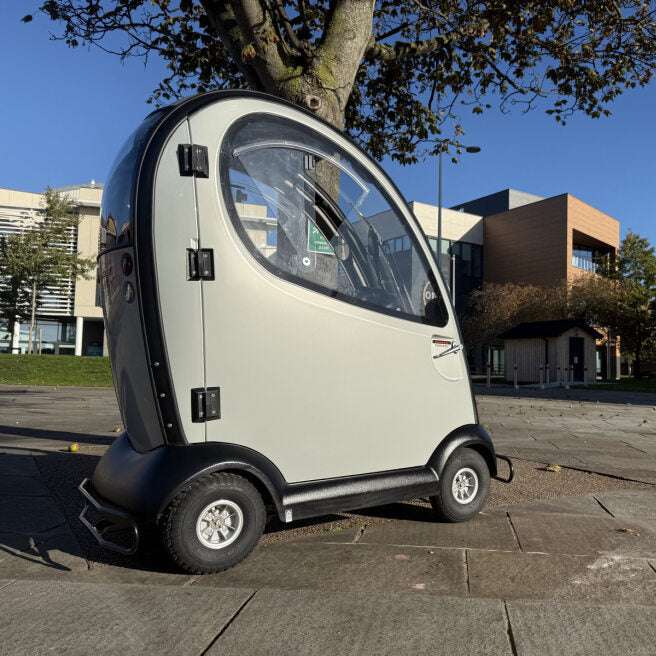 Shoprider Traveso Cabin 8mph Mobility Scooter