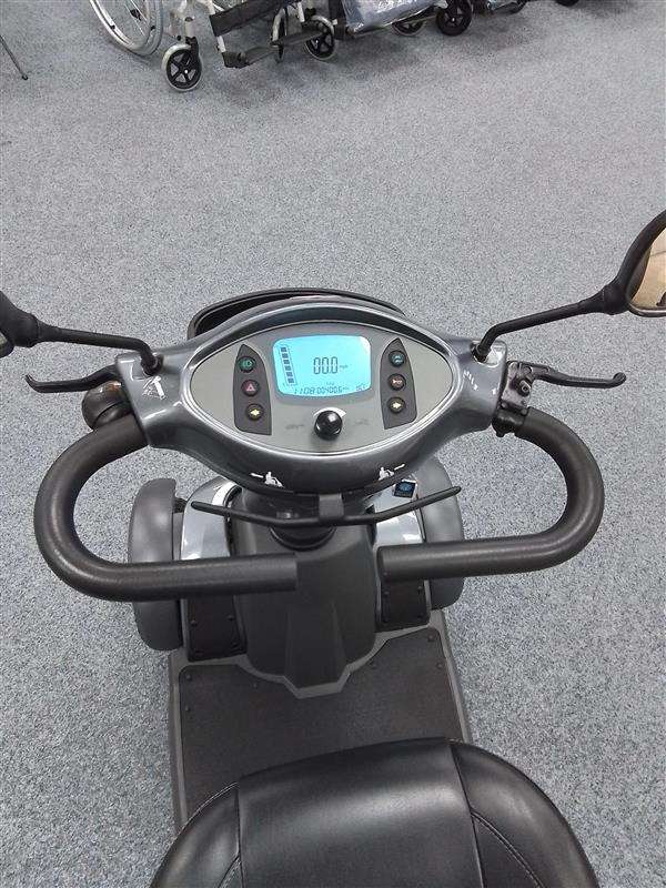 Vanos Galaxy 2 - Grey | Wythenshawe