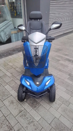 Kymco Maxer front view (Blue) - Eden Mobility