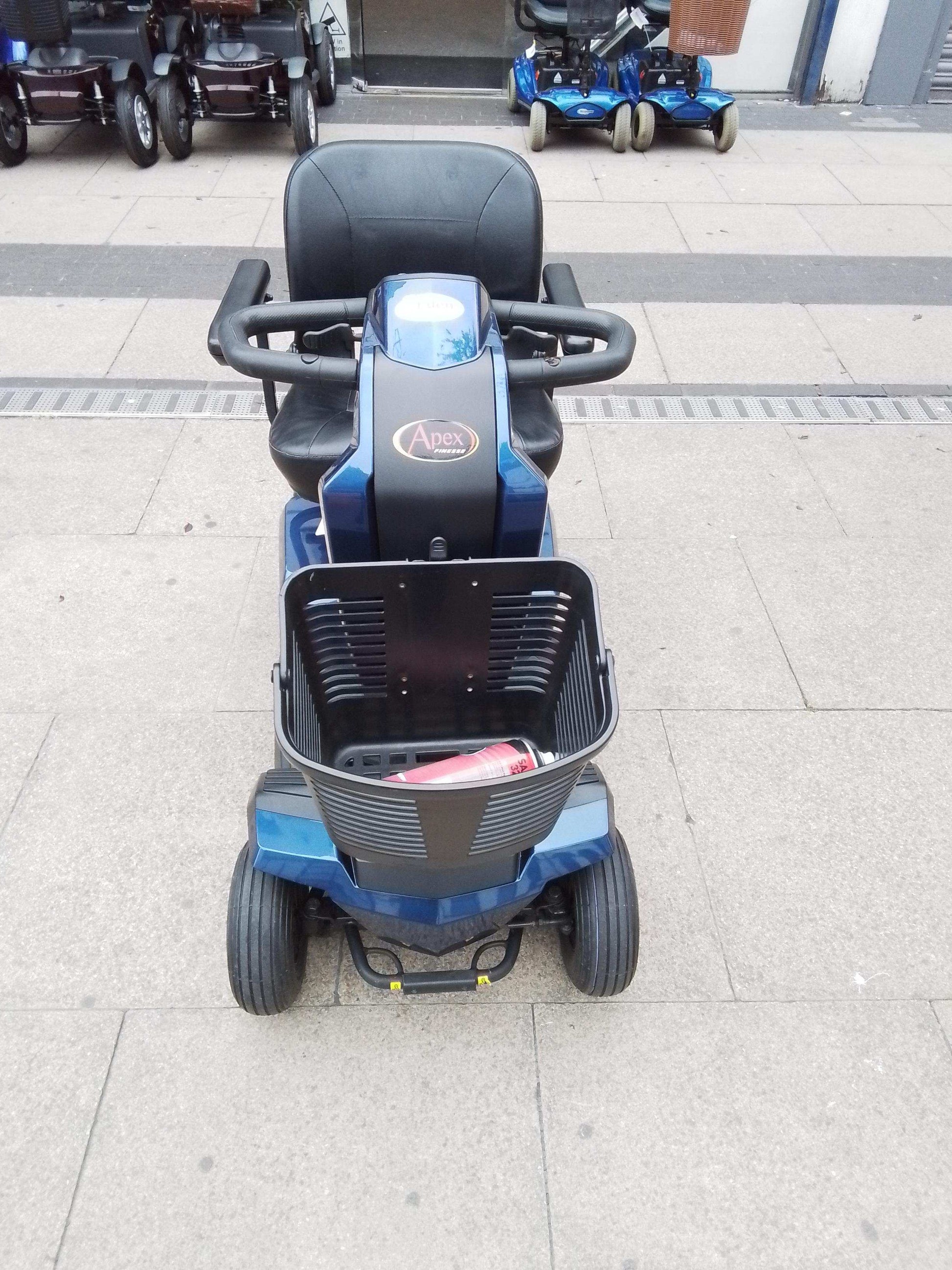 Pride Apex Finesse - Blue | Middlesbrough