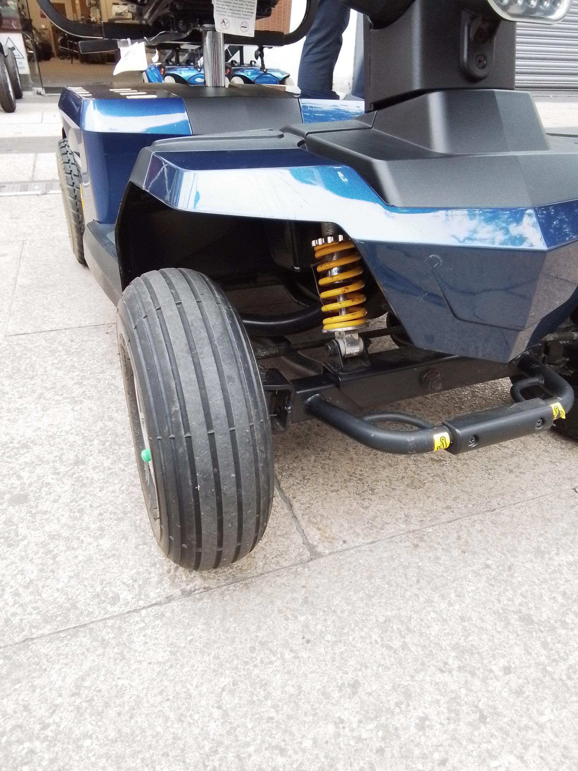 Pride Apex Finesse - Blue | Middlesbrough