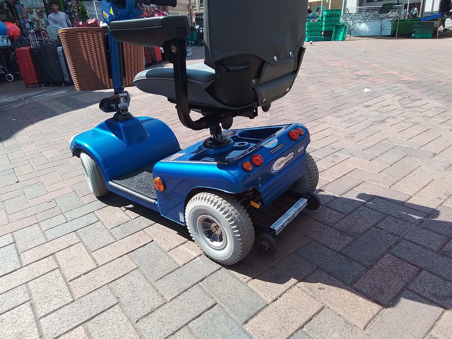 Roma Sovereign 4 (Blue)