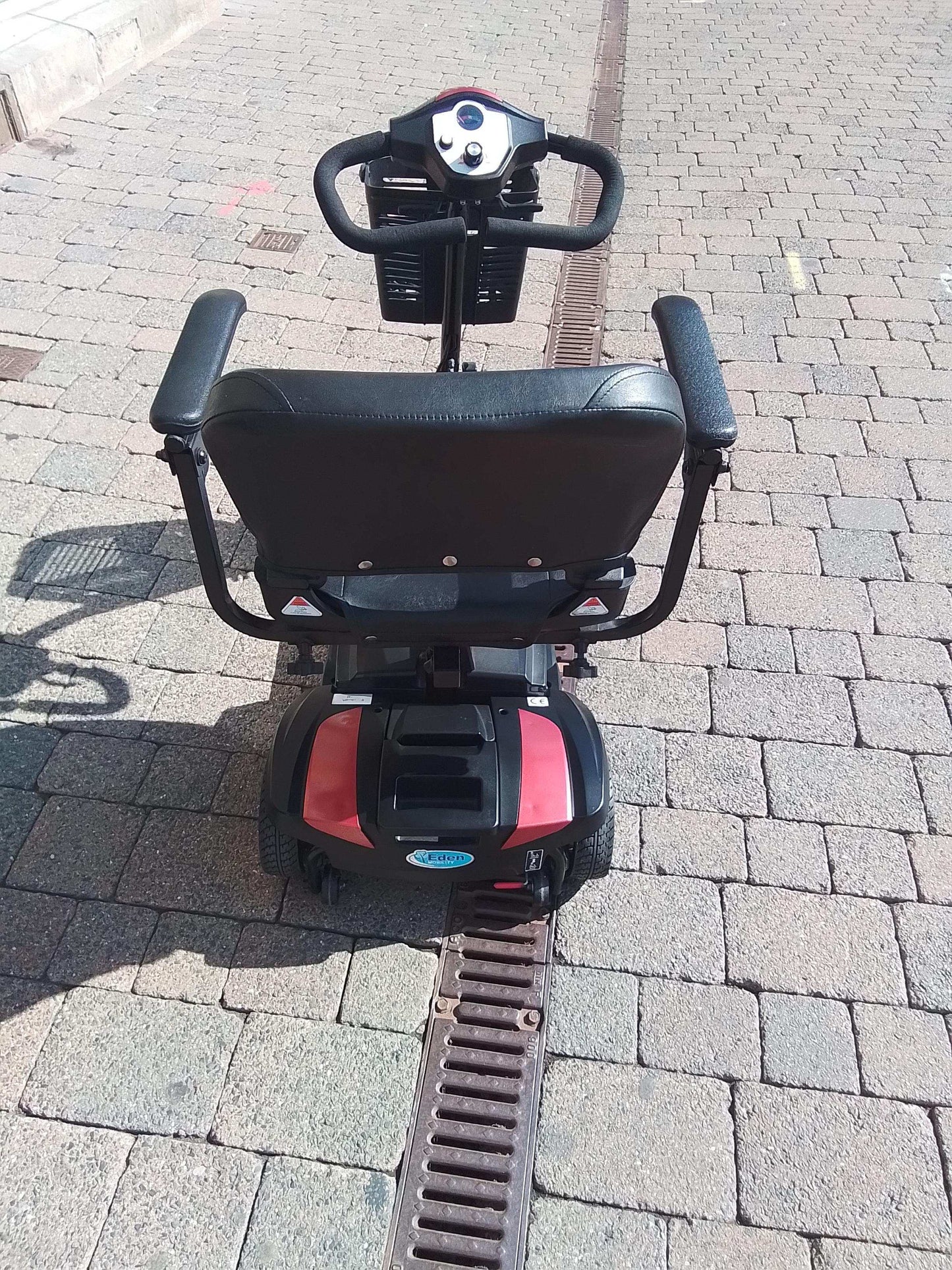 Back of Careco Zoom Scooter in Red & Black