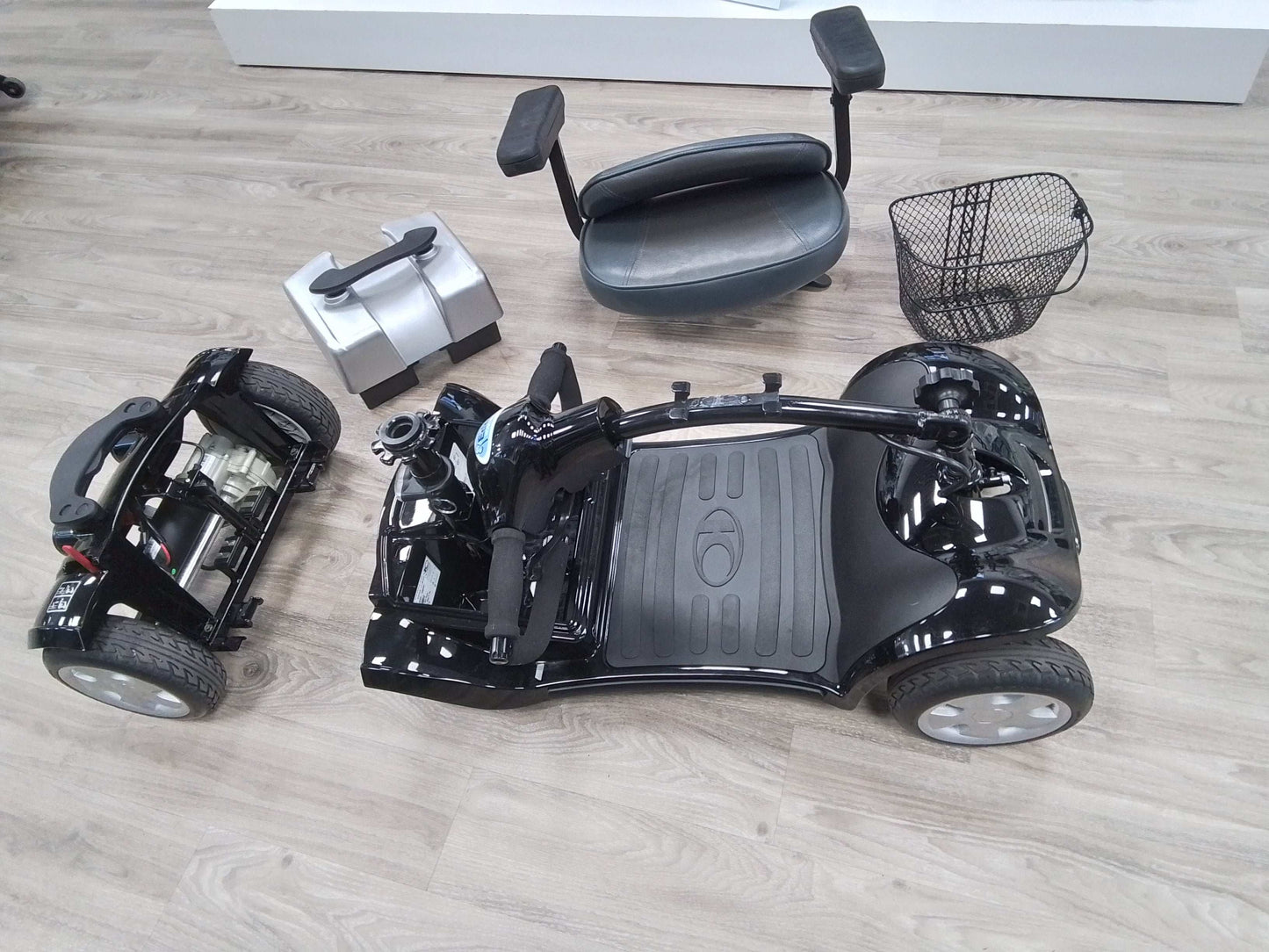 Kymco Mini Comfort - Black | Washington - Eden Mobility