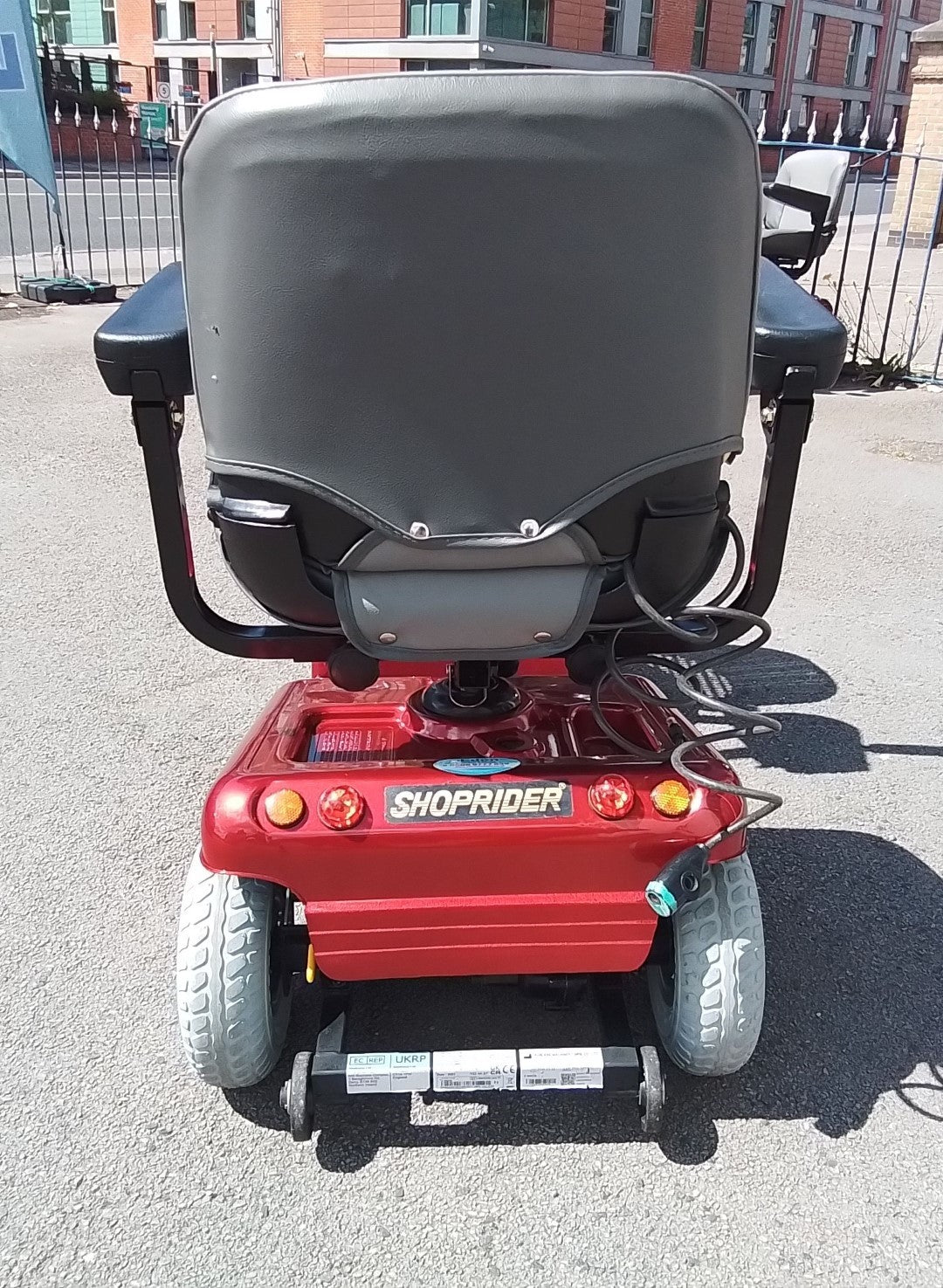 Roma Soverign 4 Red - Eden Mobility