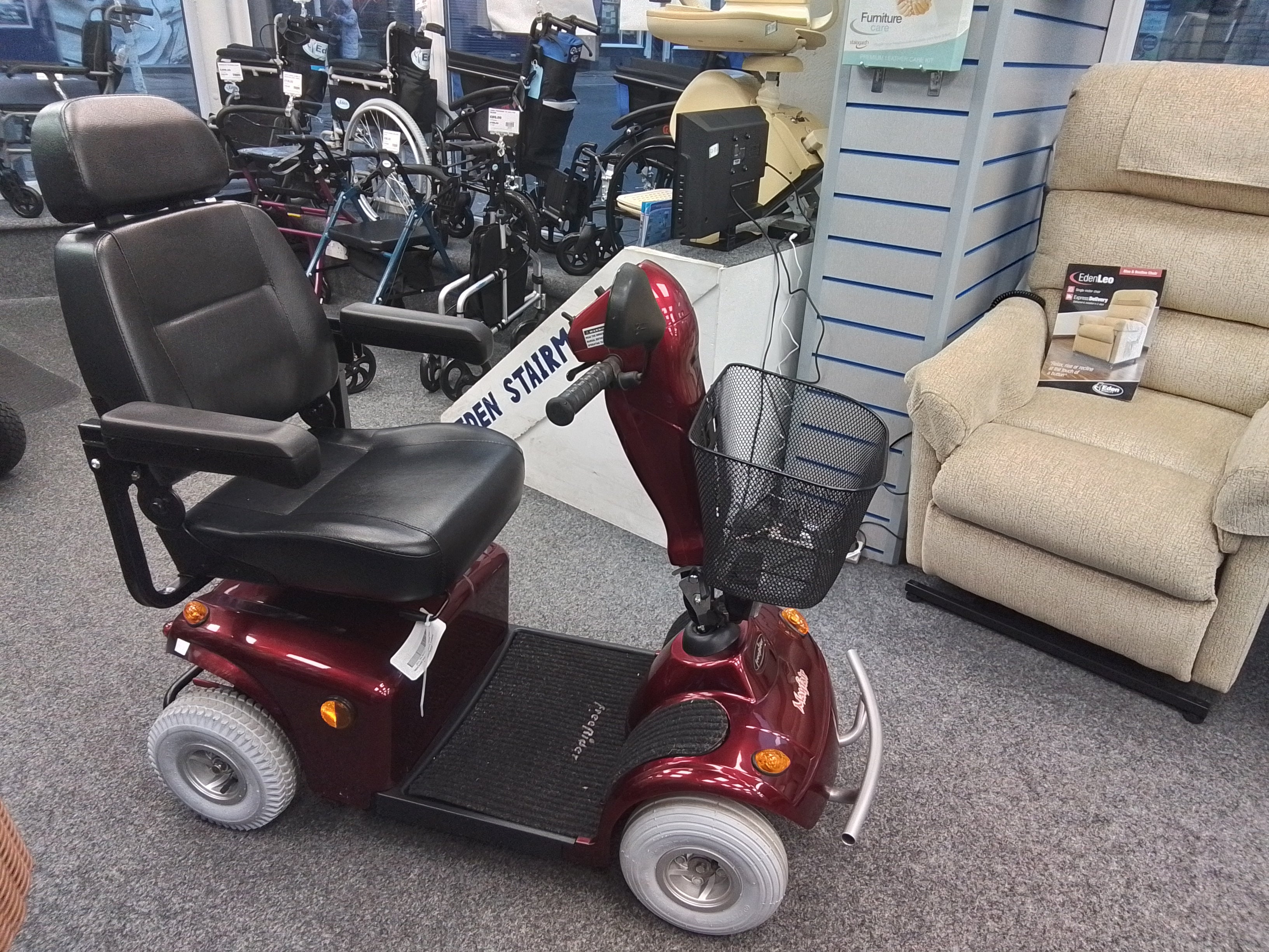 FREERIDER MAYFAIR (Red) - Eden Mobility