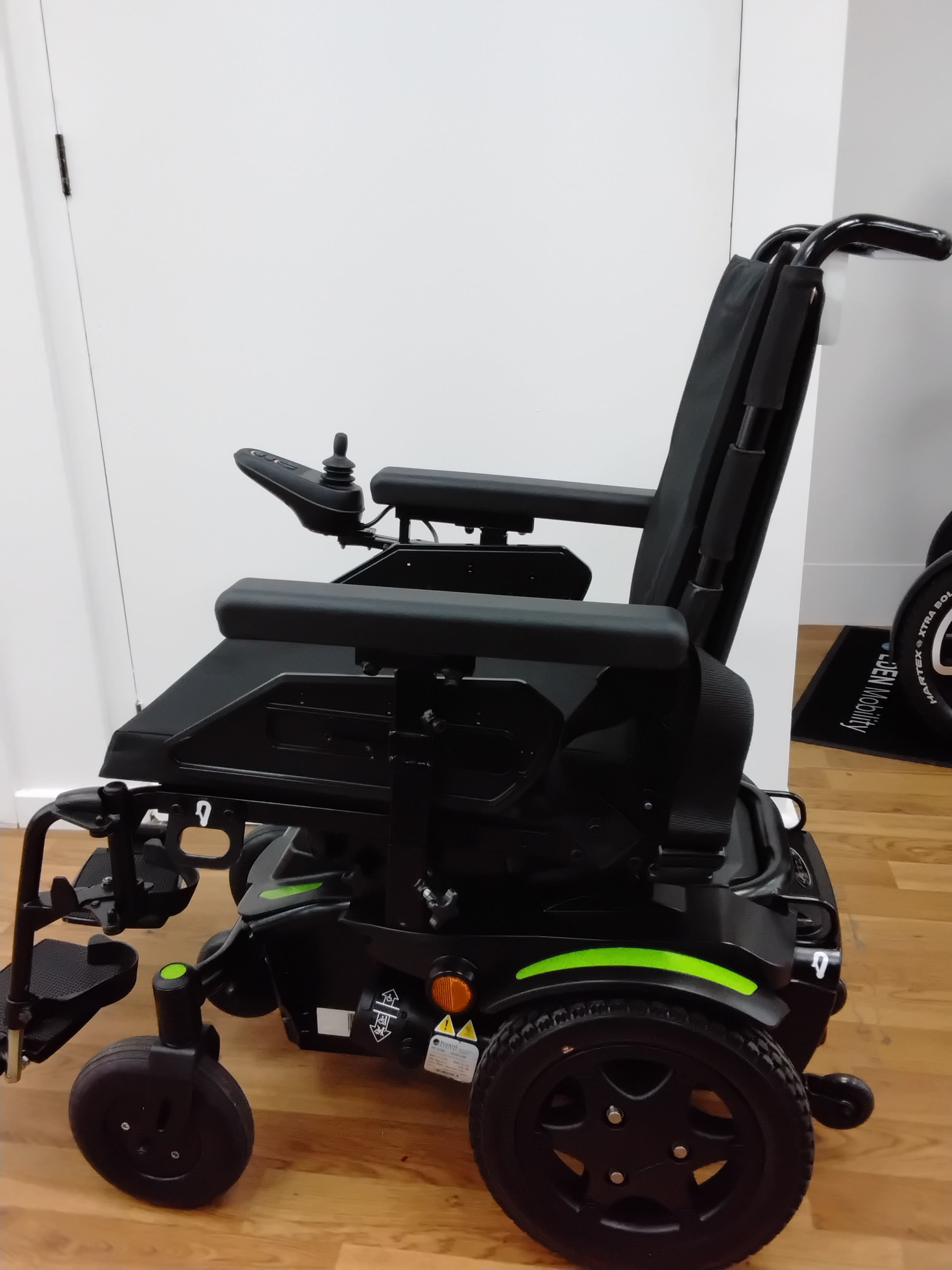 Quickie Q100R | Wrexham - Eden Mobility