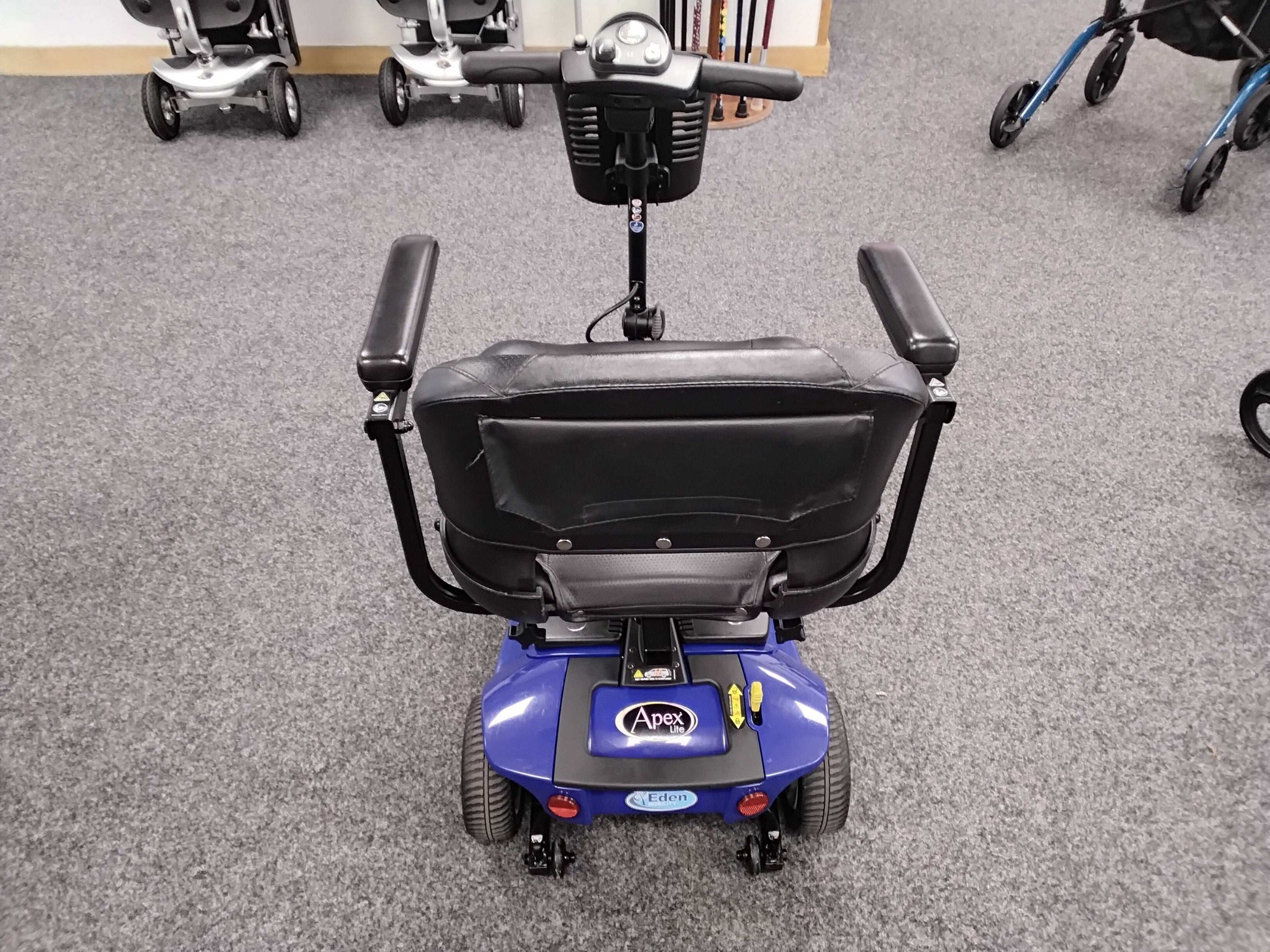 Pride Apex Lite (Blue)