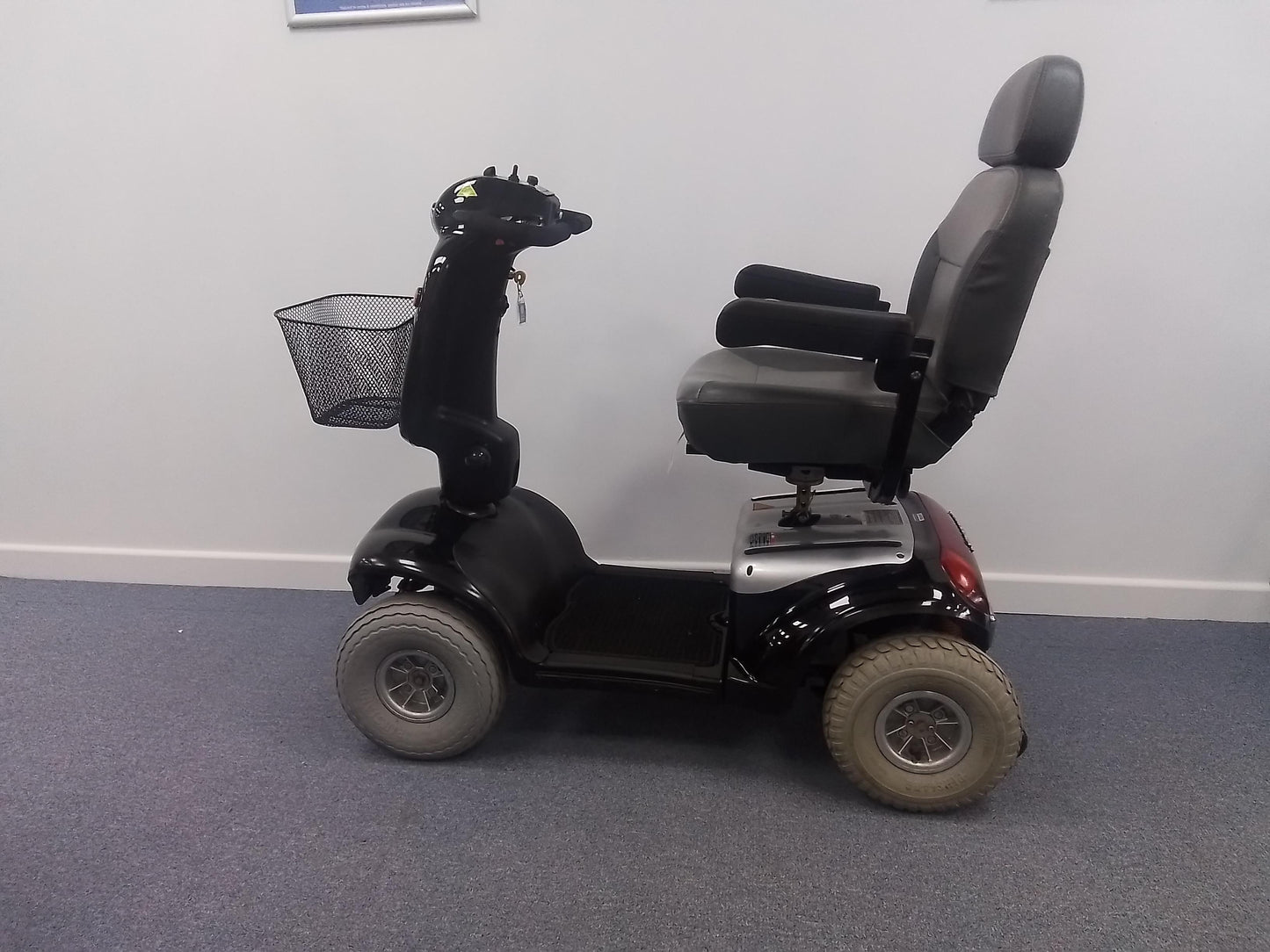 Roma Shoprider Cadiz - Black | Derby