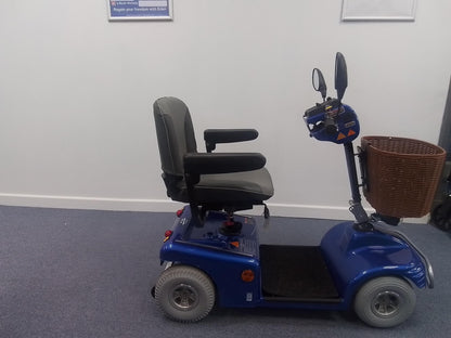 Roma Sovereign 4 - Blue | Derby