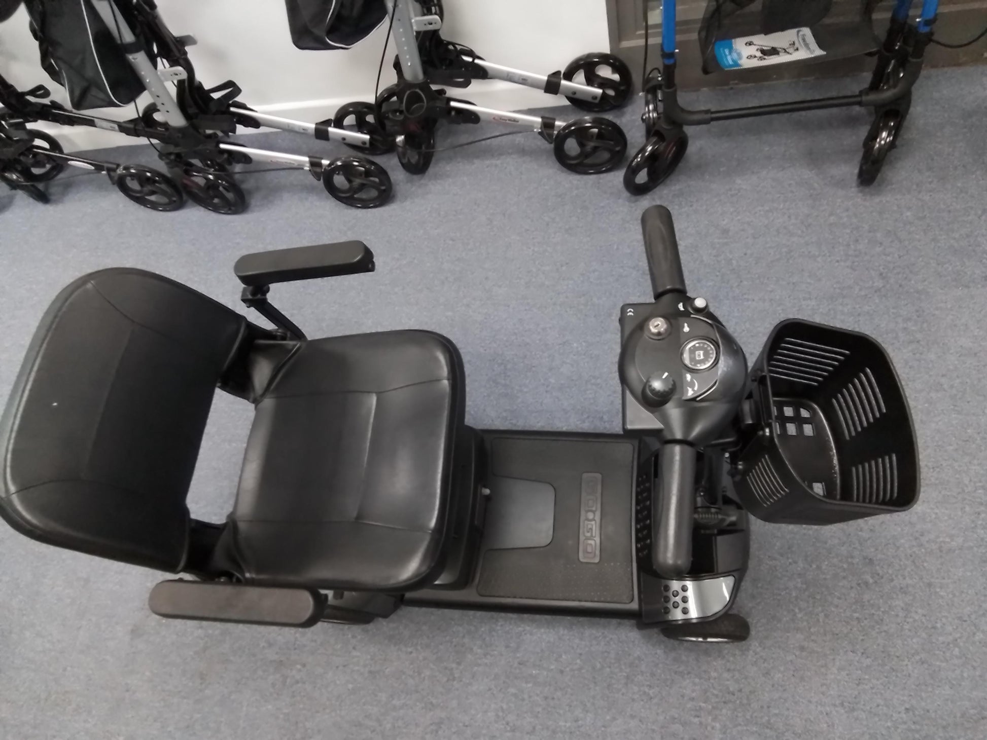 Pride Go Go Traveller Top view (Grey) - Eden Mobility