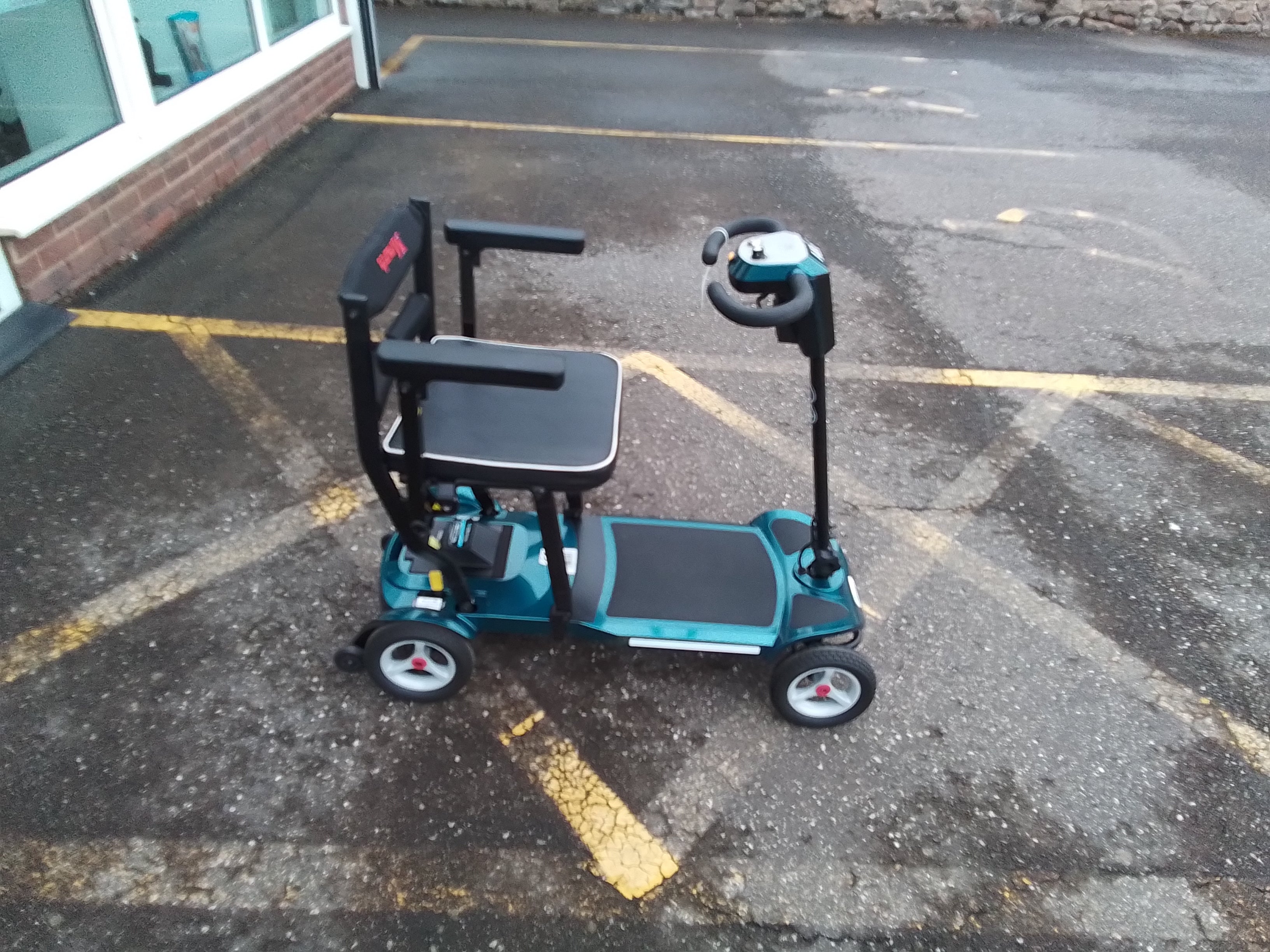 Monarch Air in Teal | Refurbished Mobility Scooter Barnsley