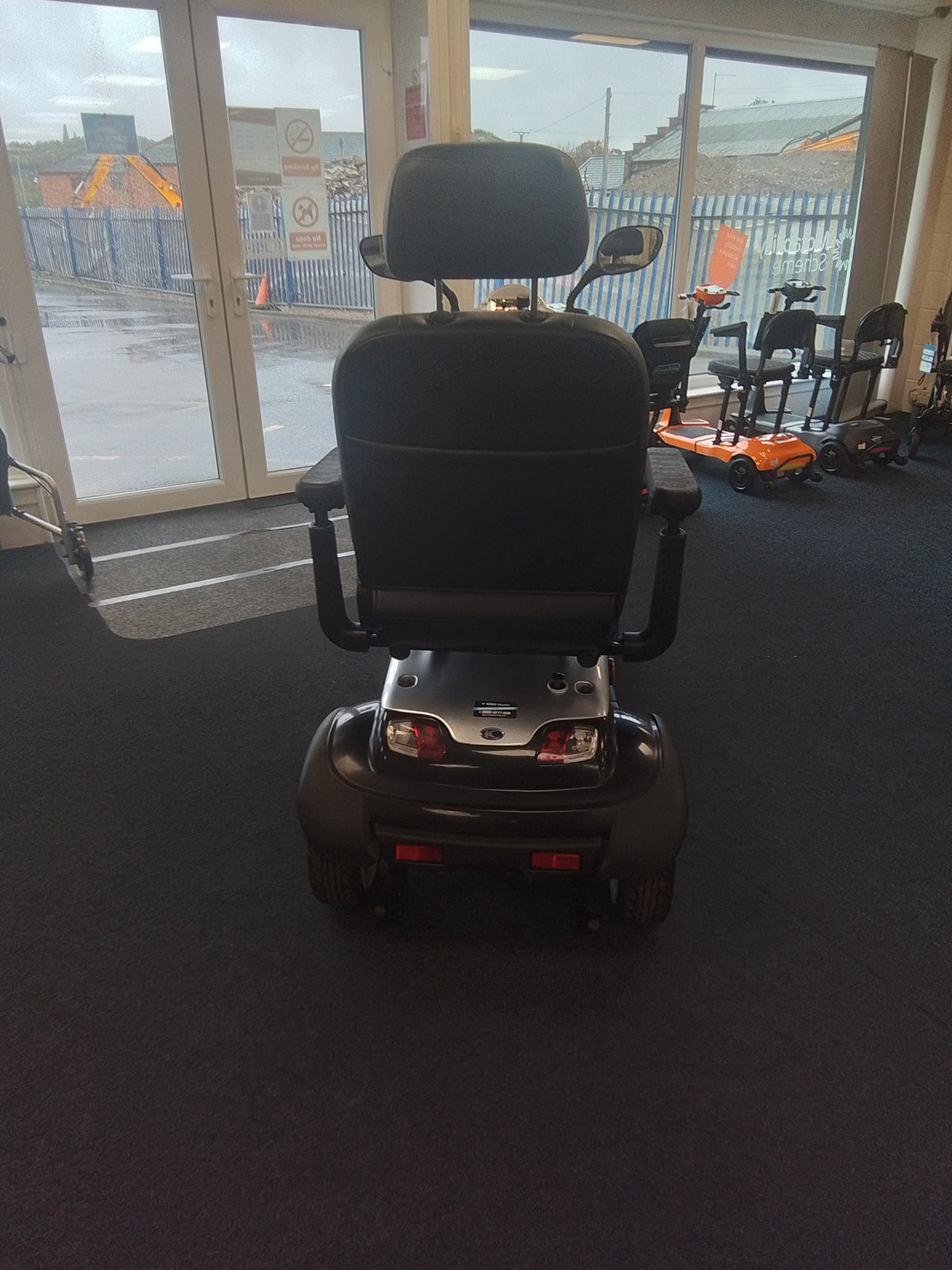 Kymco Maxi XLS in Black | Refurbished Mobility Scooter Barnsley