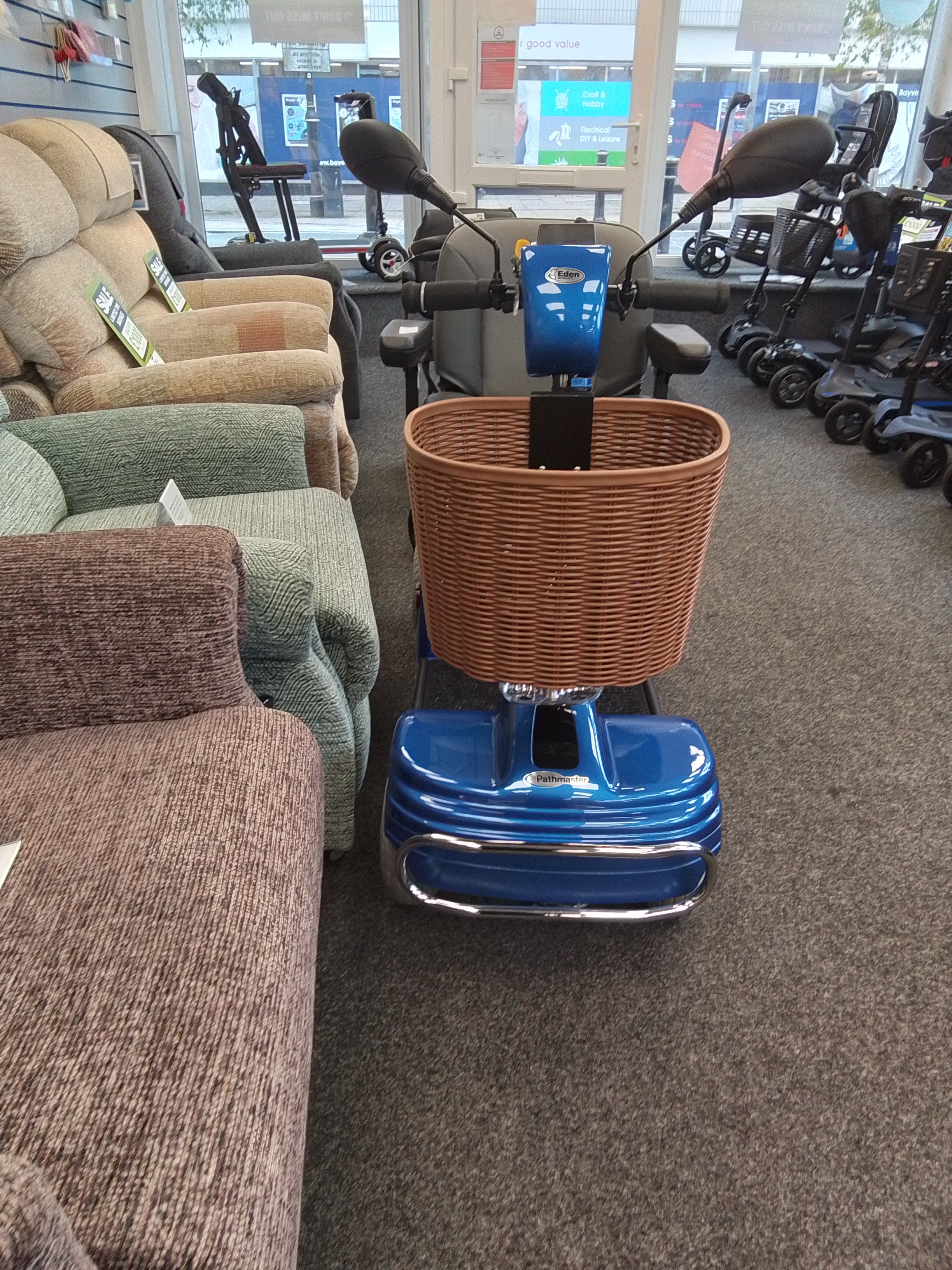 Roma Sovereign 4 in Blue | Refurbished Mobility Scooter Bridlington