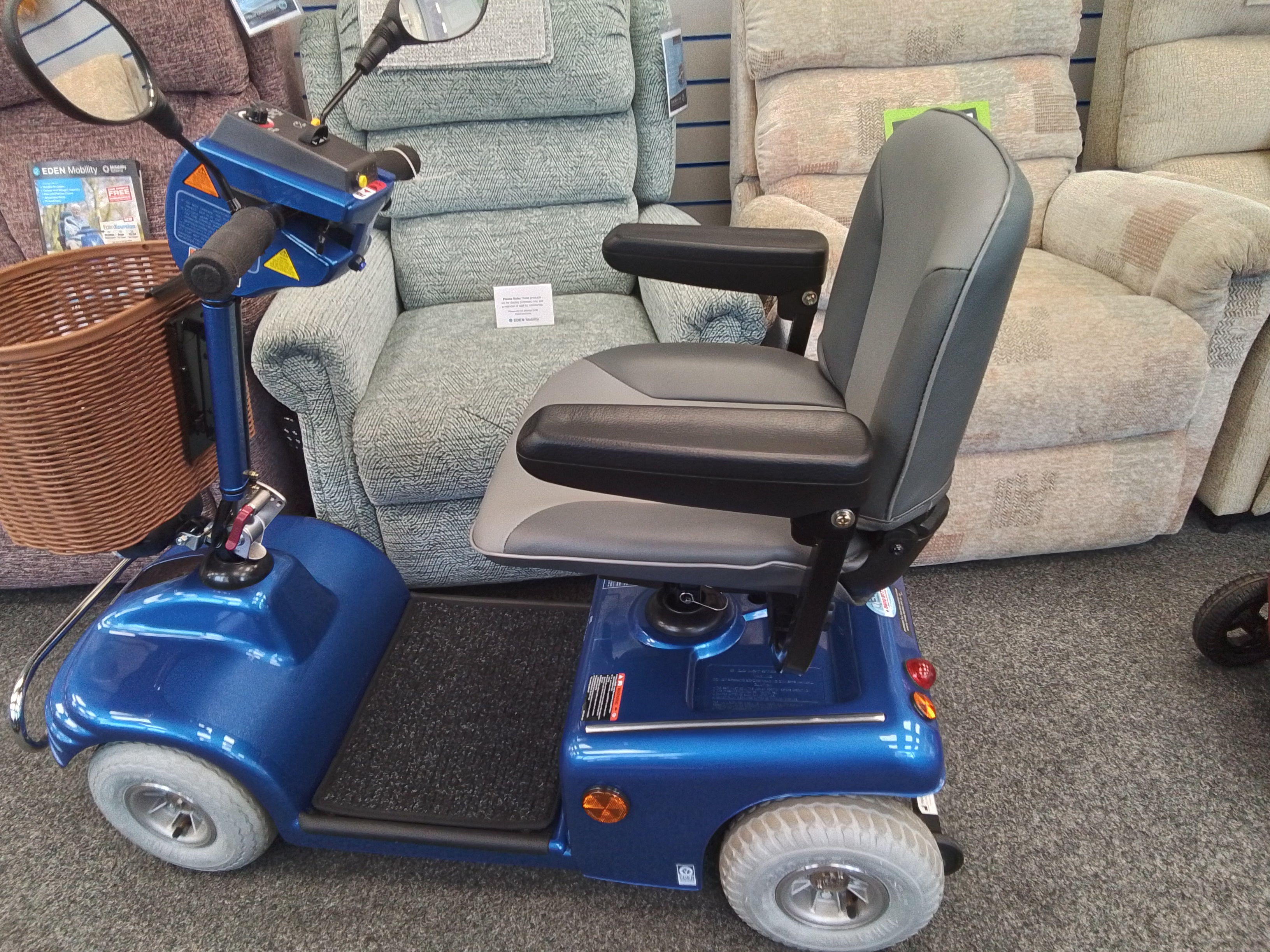 Roma Sovereign 4 in Blue | Refurbished Mobility Scooter Bridlington