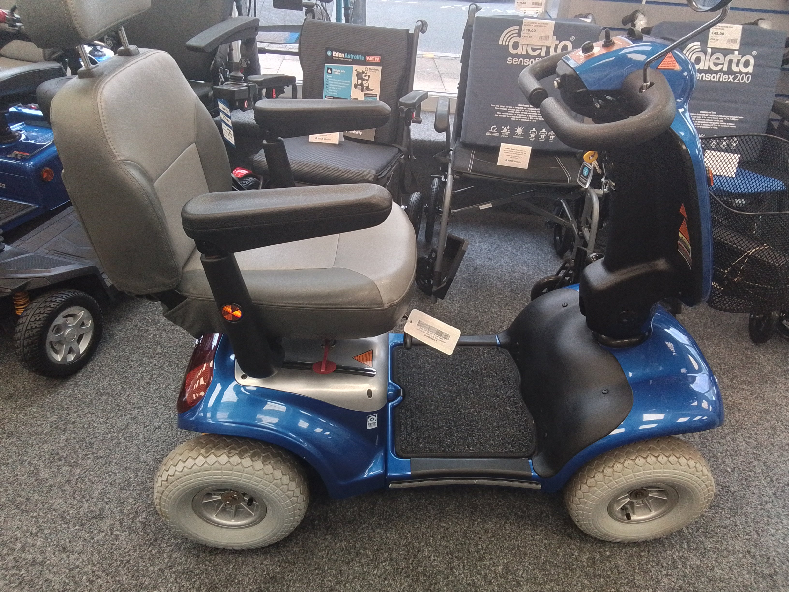 Roma Shoprider Cadiz in Blue | Refurbished Mobility Scooter Bridlington