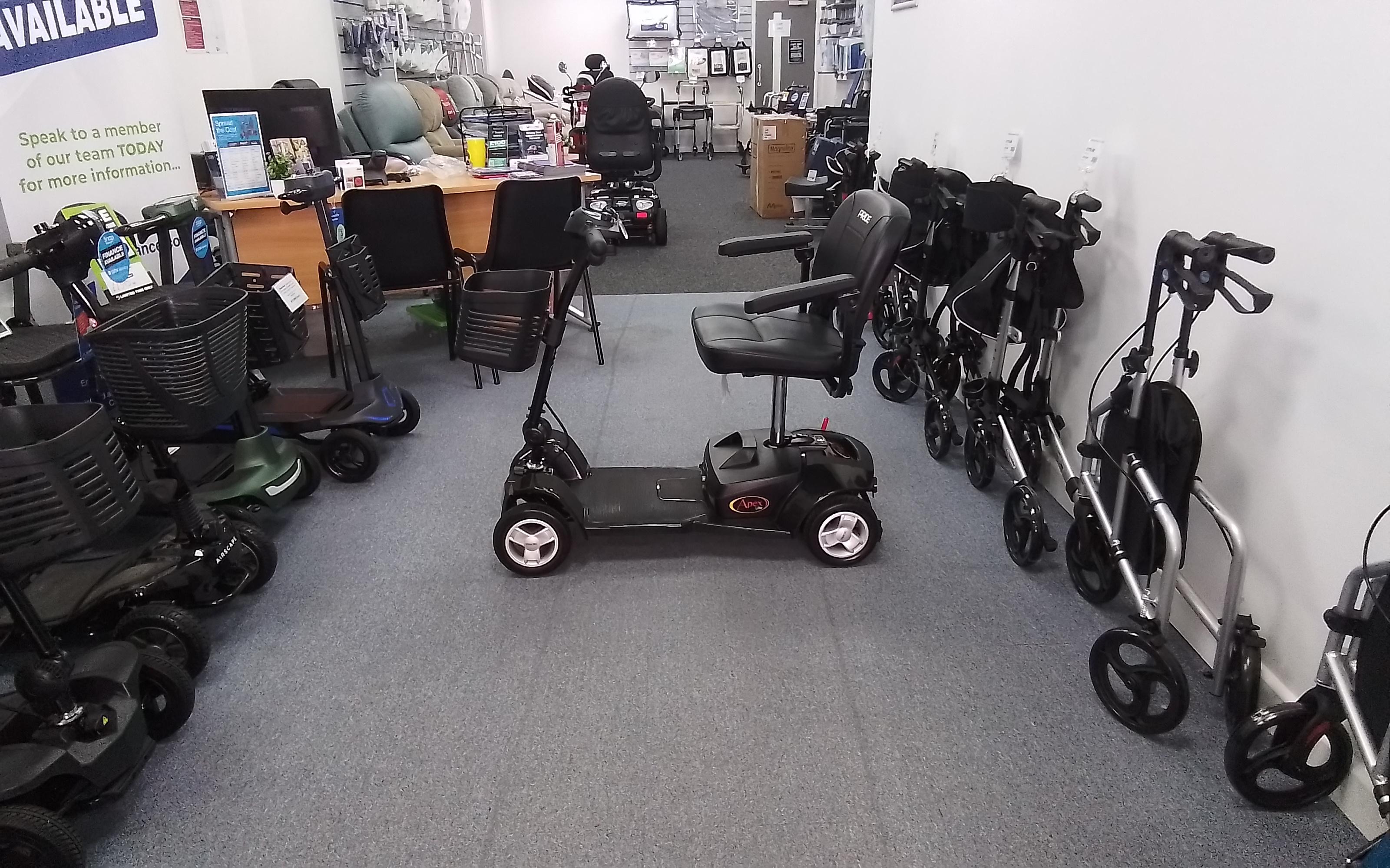 Pride Apex Rapid in Black | Refurbished Mobility Scooter Derby