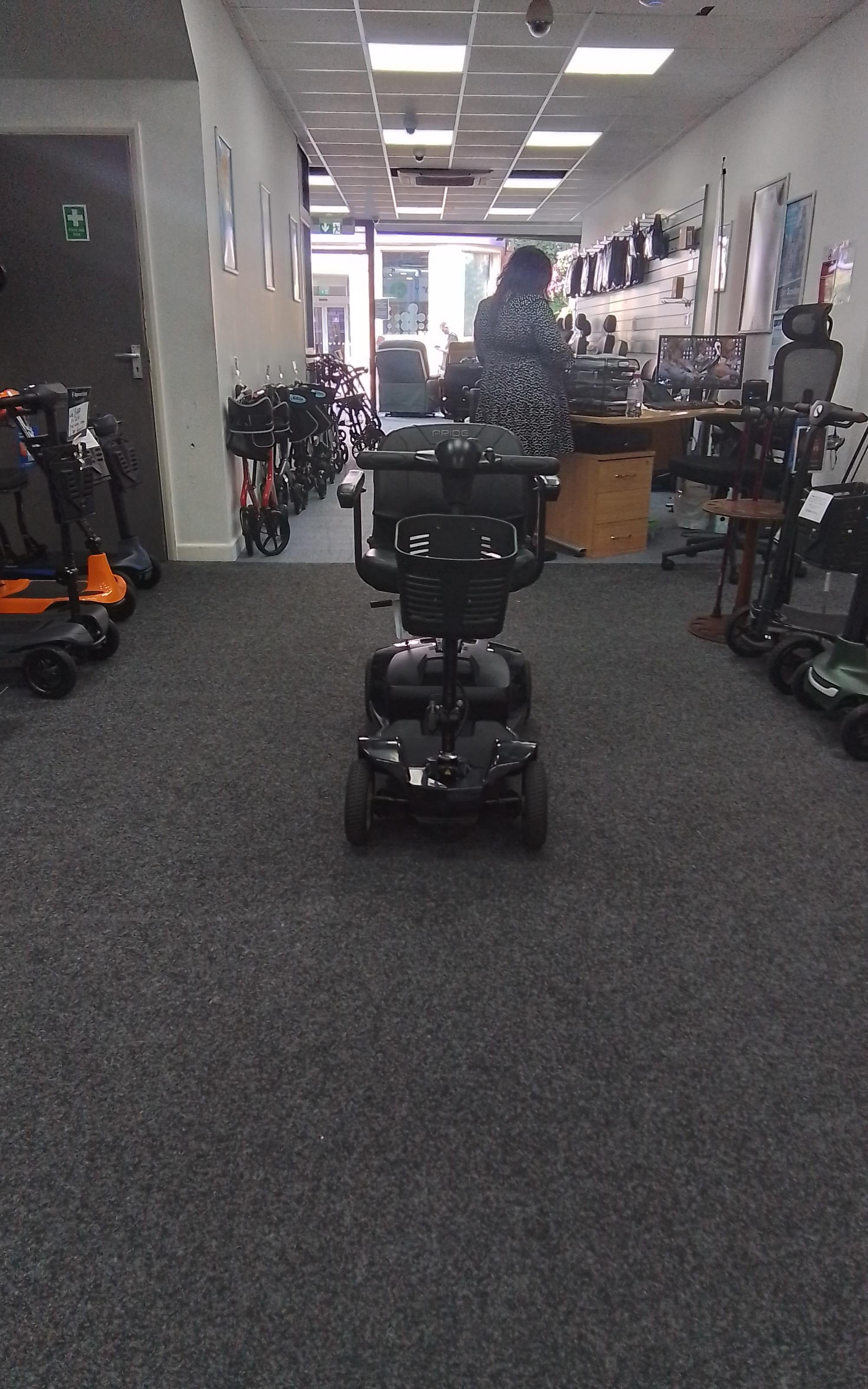Pride Apex Lite in Black | Refurbished Mobility Scooter Derby