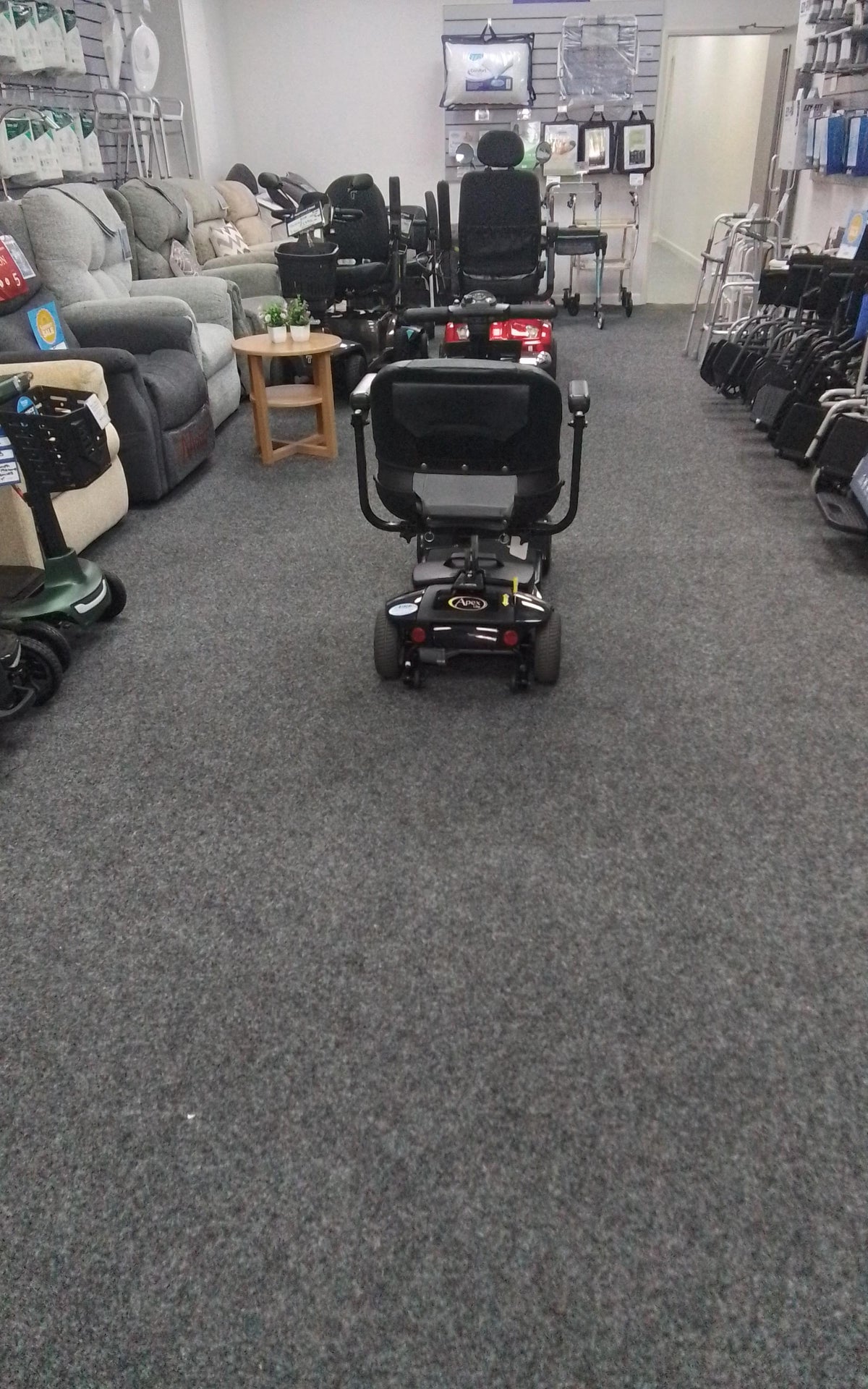 Pride Apex Lite in Black | Refurbished Mobility Scooter Derby