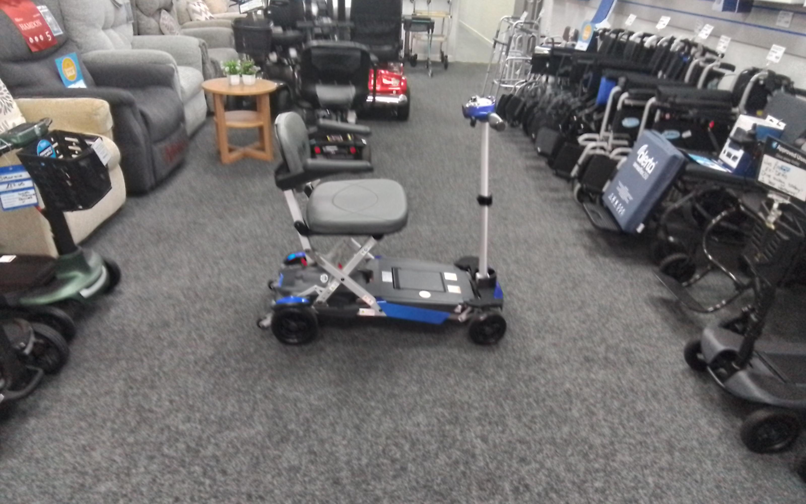 Drive Manual Fold in Blue | Refurbished Mobility Scooter Derby