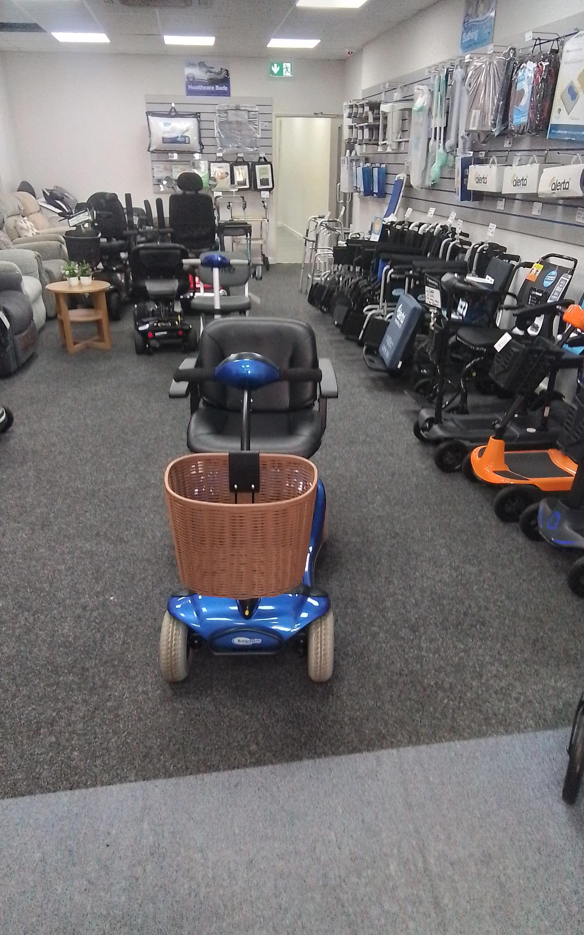 Roma Paris Mobility in Blue | Refurbished Mobility Scooter Derby