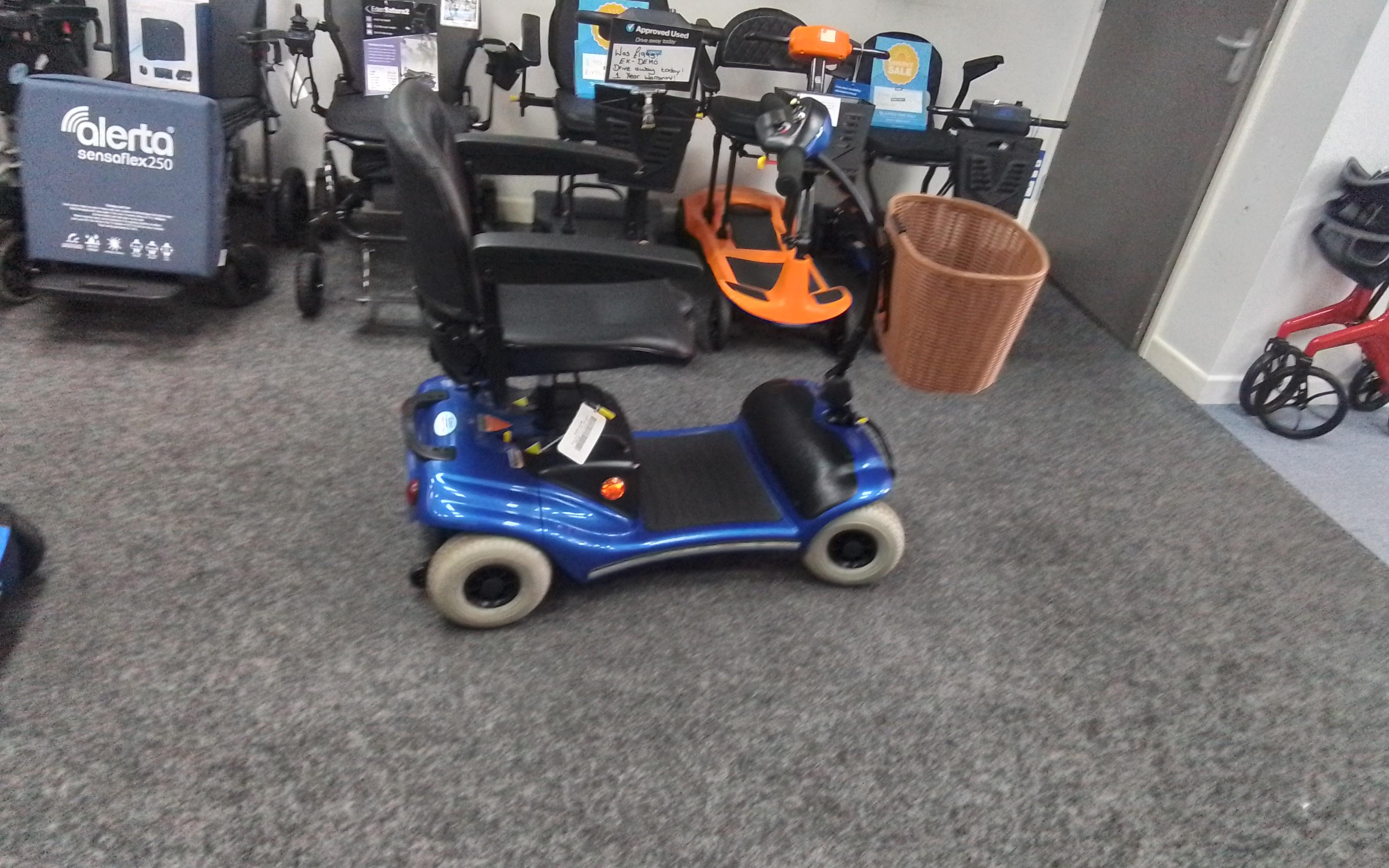 Roma Paris Mobility in Blue | Refurbished Mobility Scooter Derby