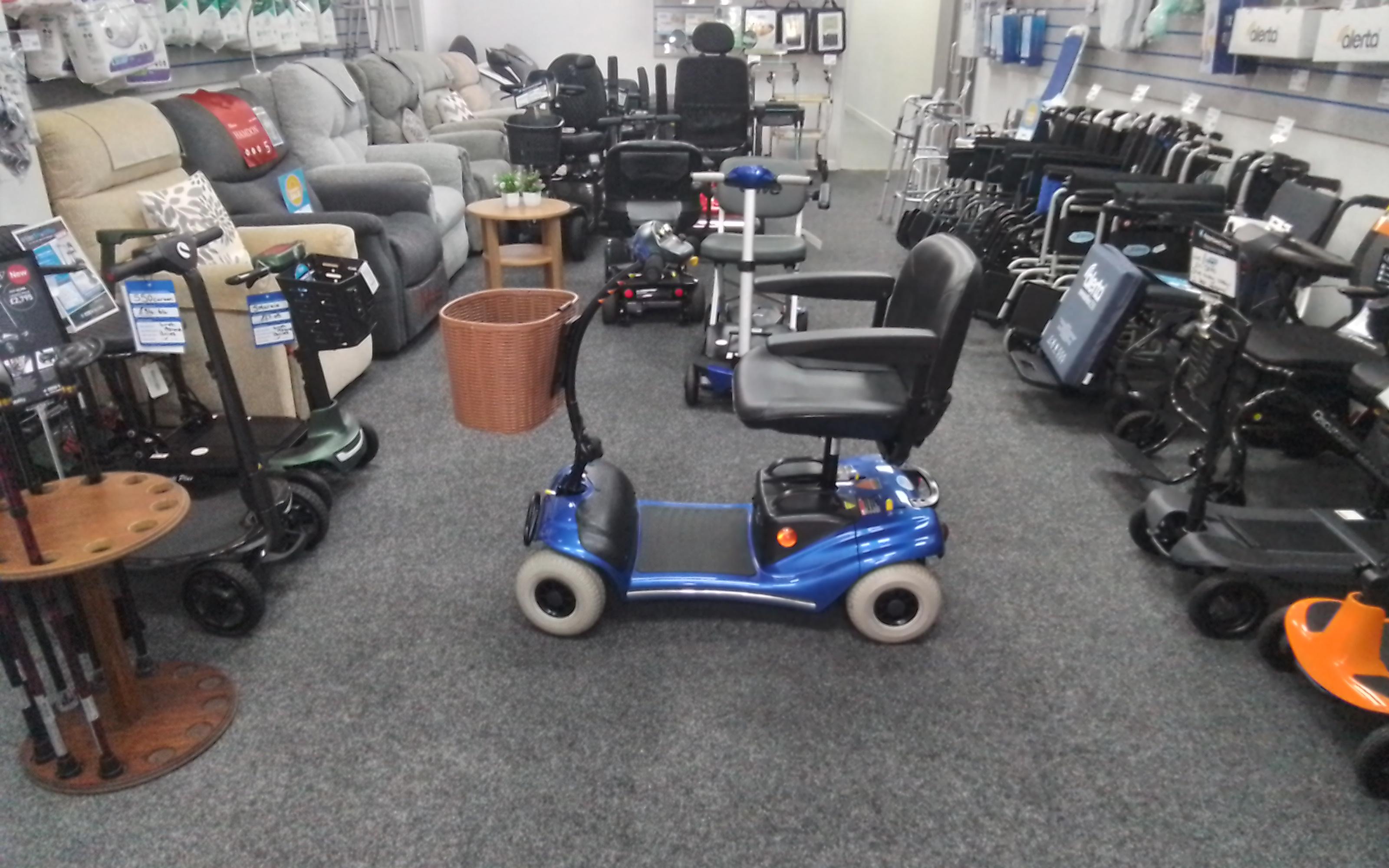Roma Paris Mobility in Blue | Refurbished Mobility Scooter Derby