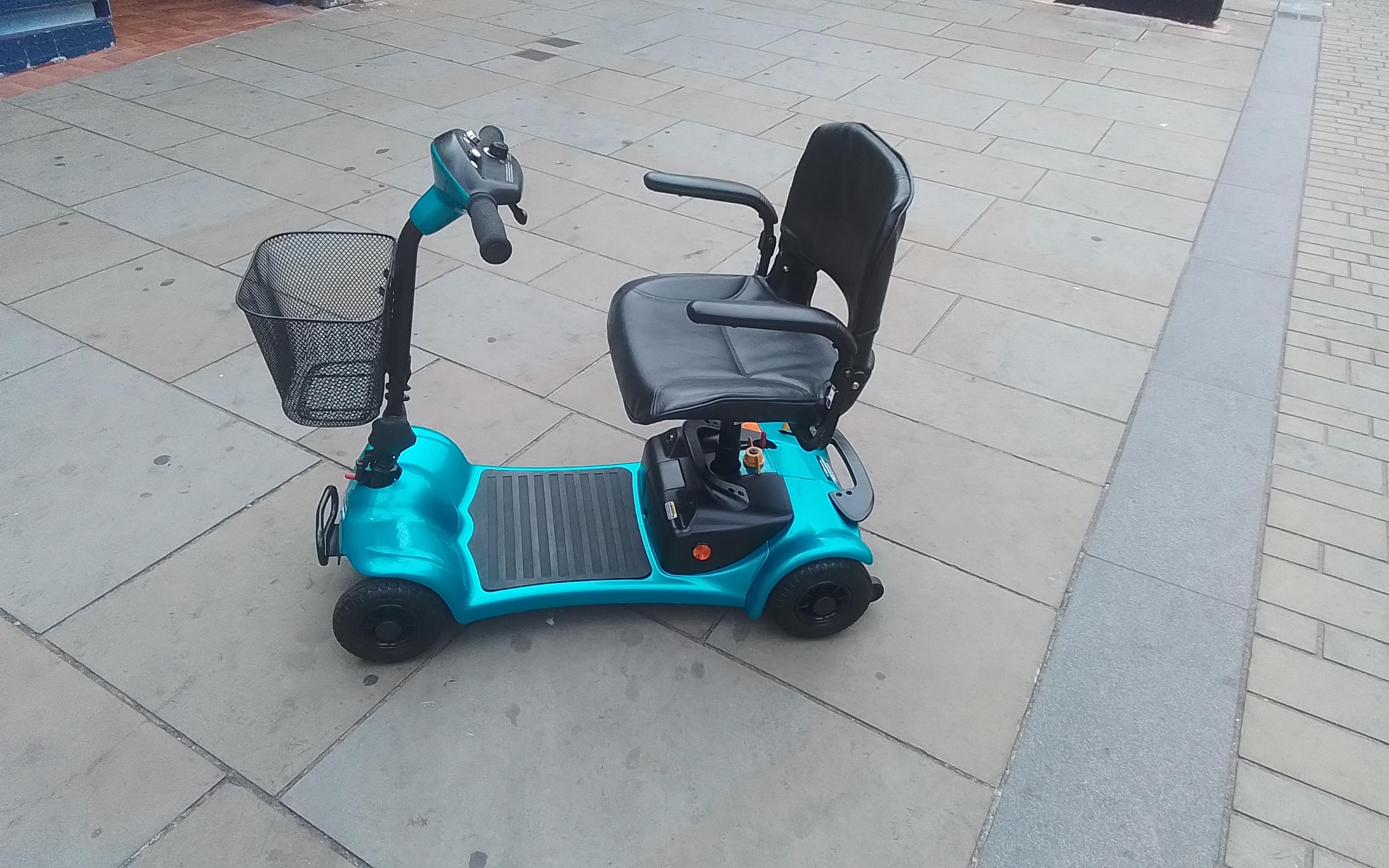 Electric Mobility Ultralite 480 in Teal | Refurbished Mobility Scooter Derby