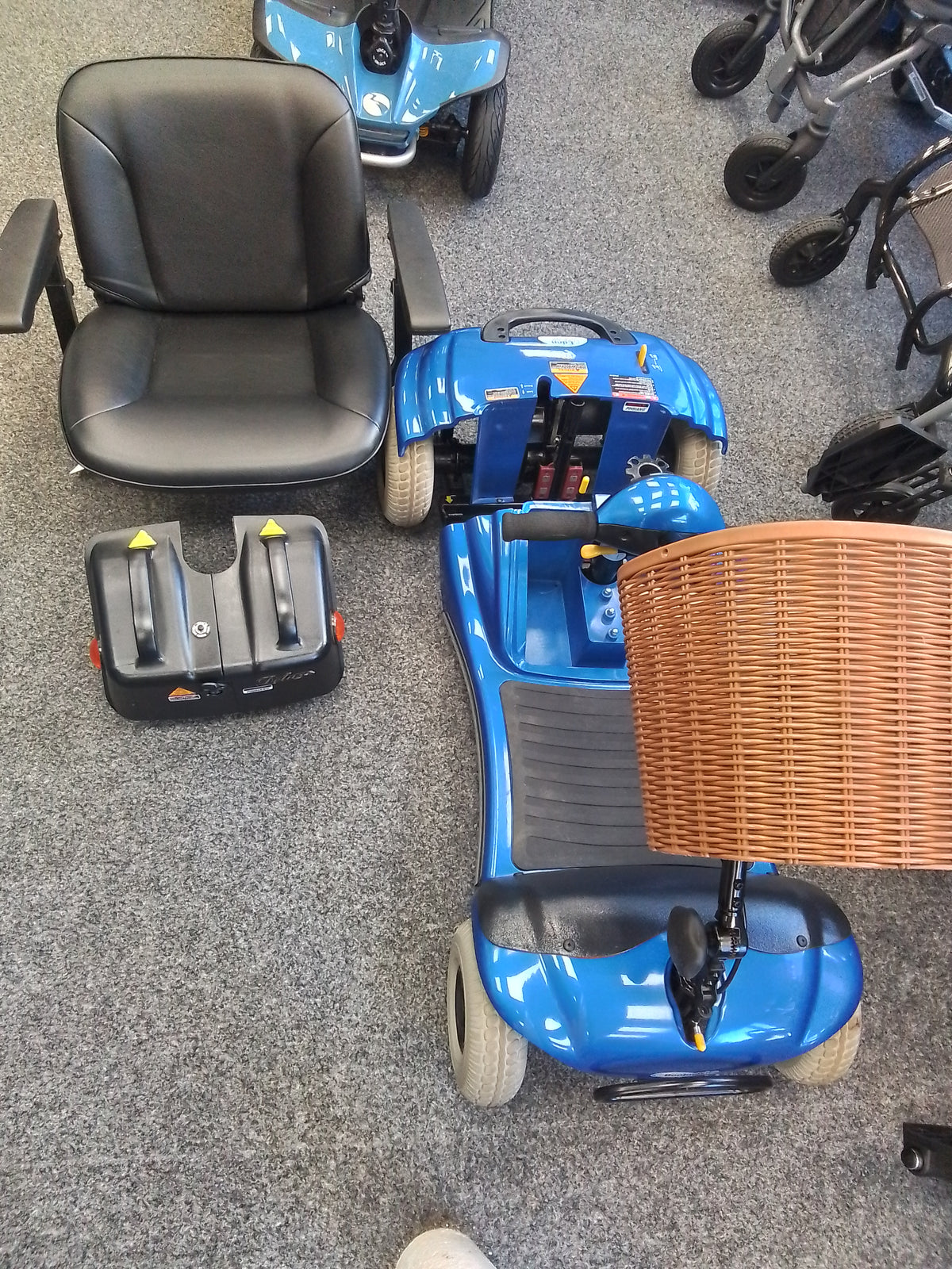 Roma Paris Mobility in Blue | Refurbished Mobility Scooter Bridlington
