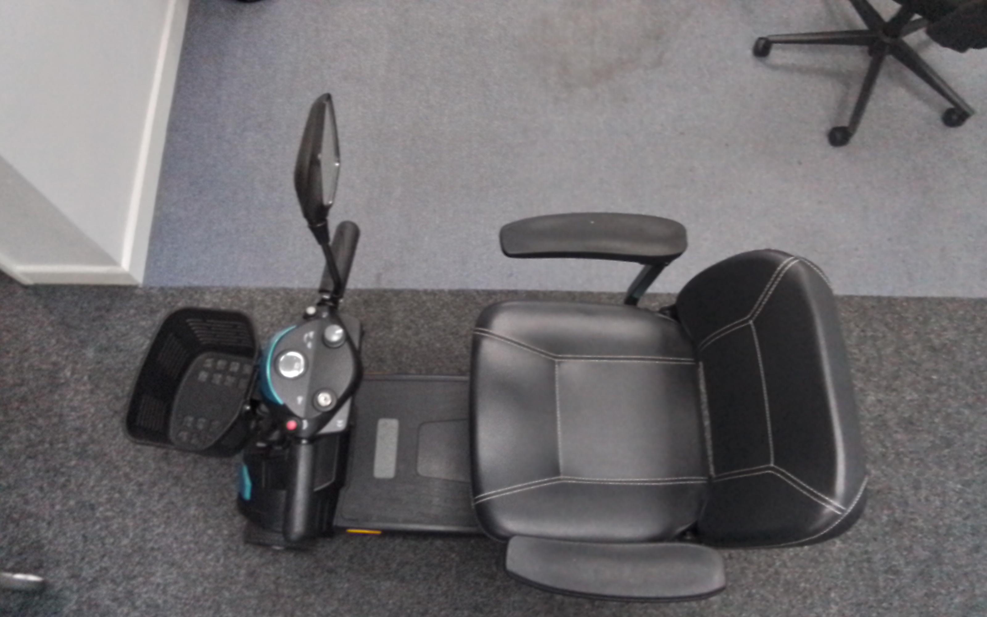 CareCo XGO in Teal | Refurbished Mobility Scooter Derby