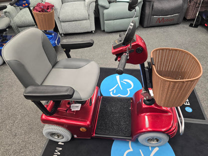 Roma Sovereign 4 - Red | Huddersfield