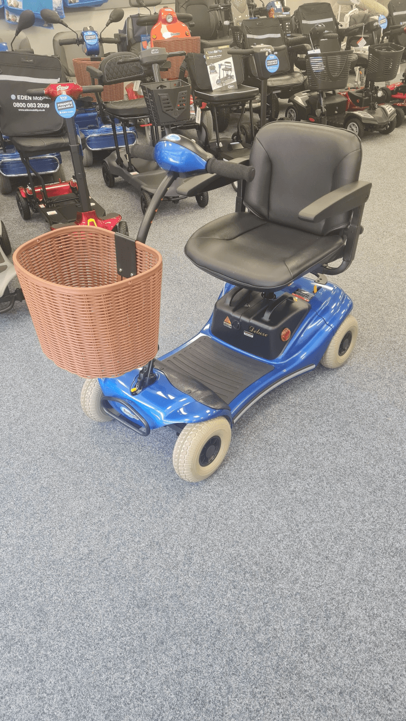 Roma Paris - Blue | Wythenshawe - Eden Mobility