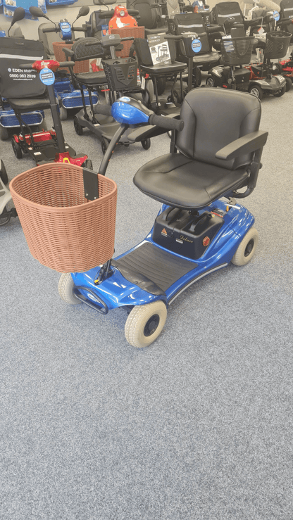 Roma Paris - Blue | Wythenshawe - Eden Mobility