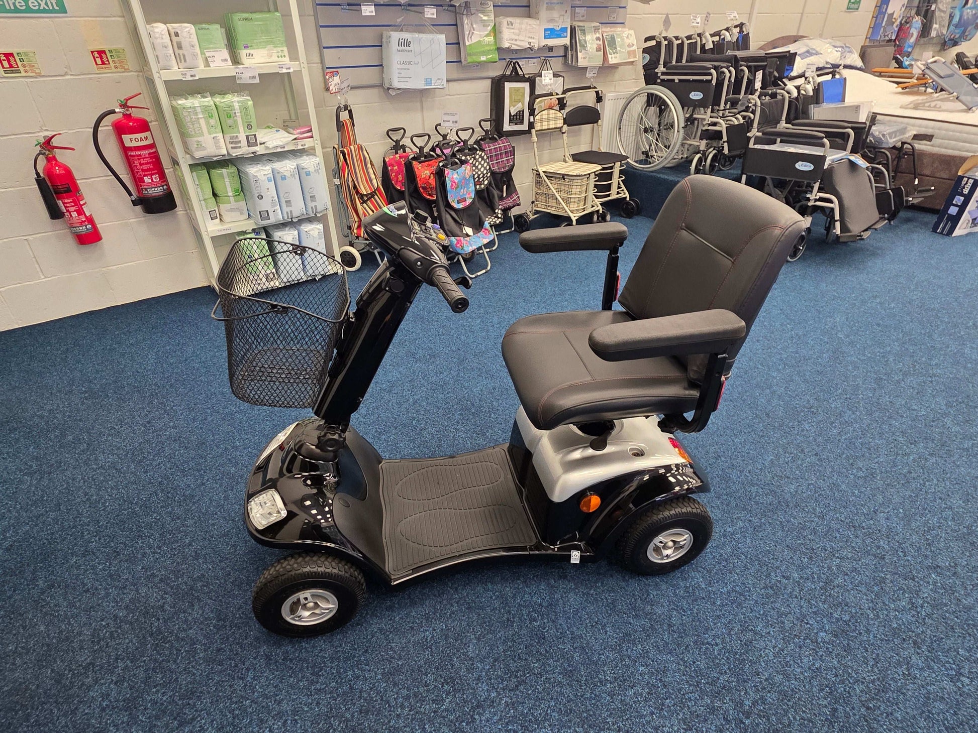 Kymco Super 4 - Black | Sheffield - Eden Mobility