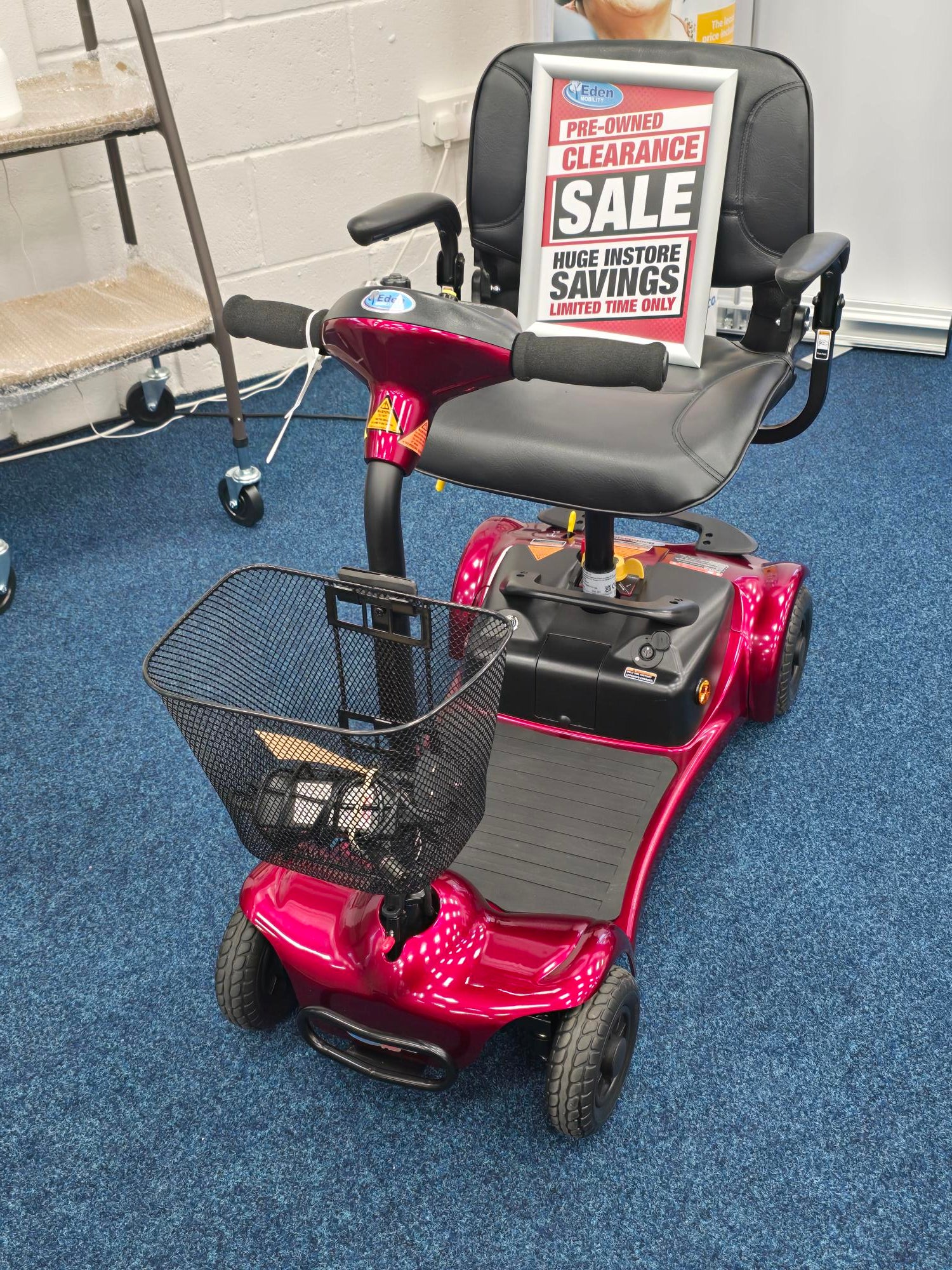 Ultralite 480 (Red) - Eden Mobility